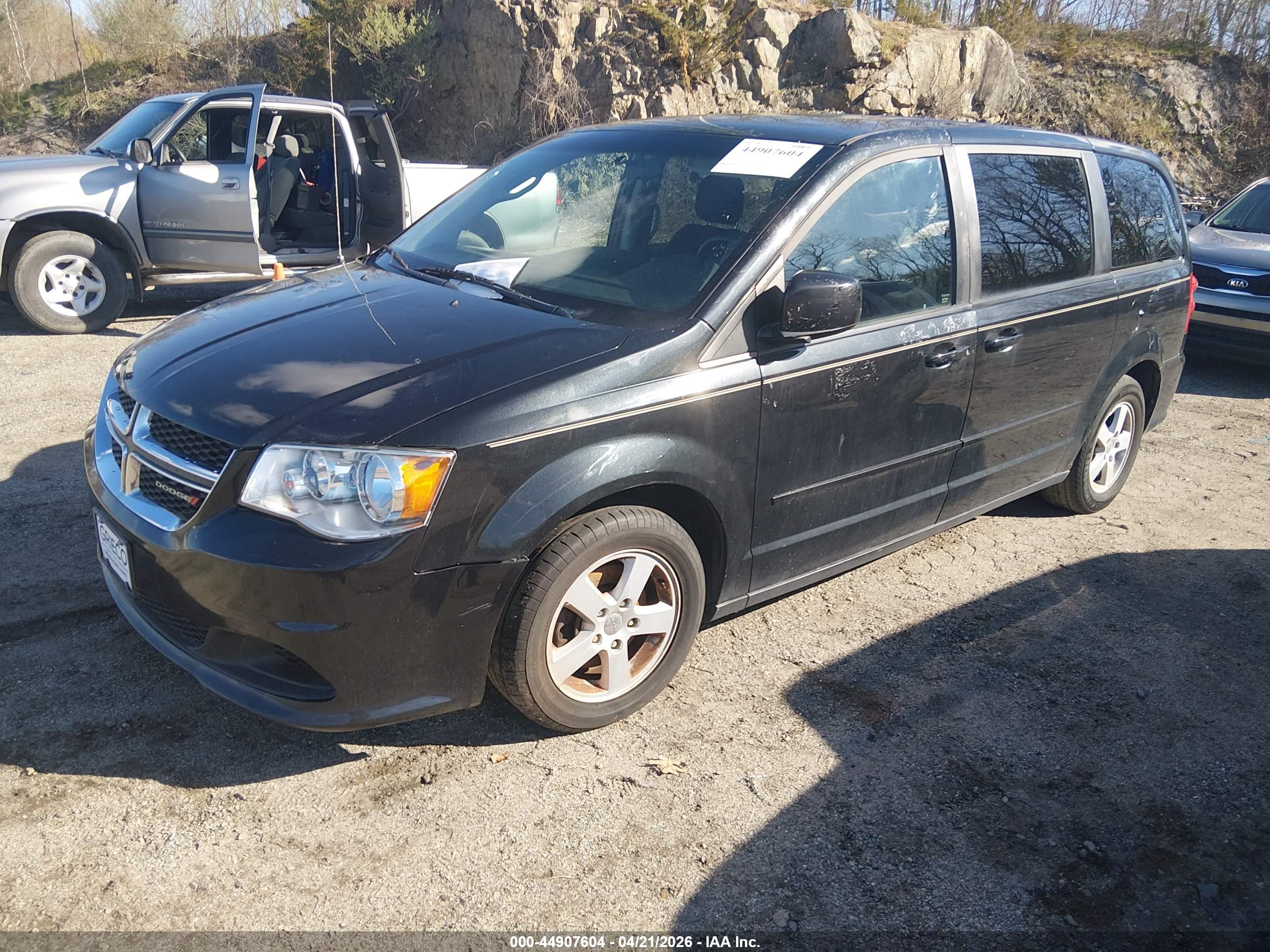 DODGE GRAND image 2