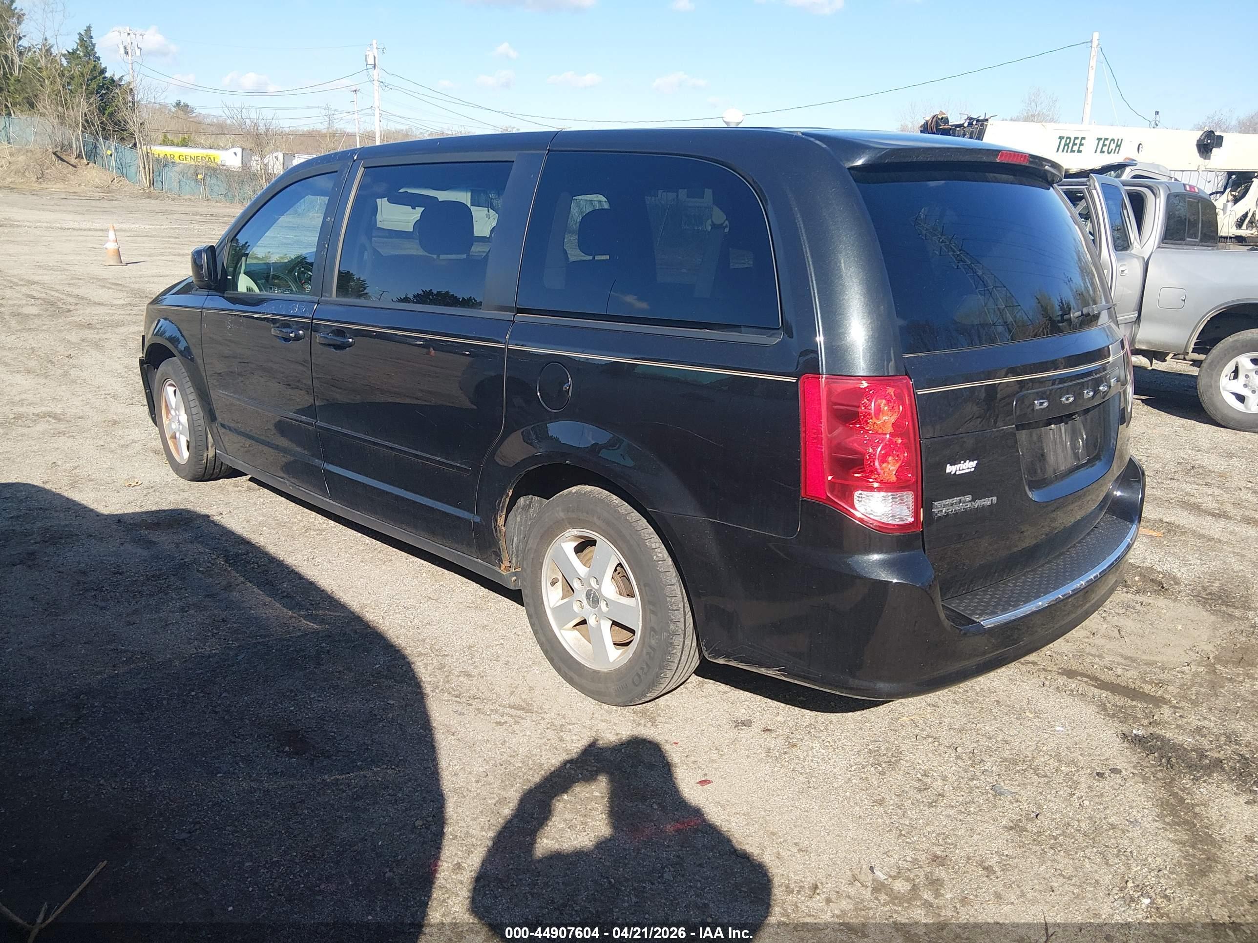 DODGE GRAND image 3