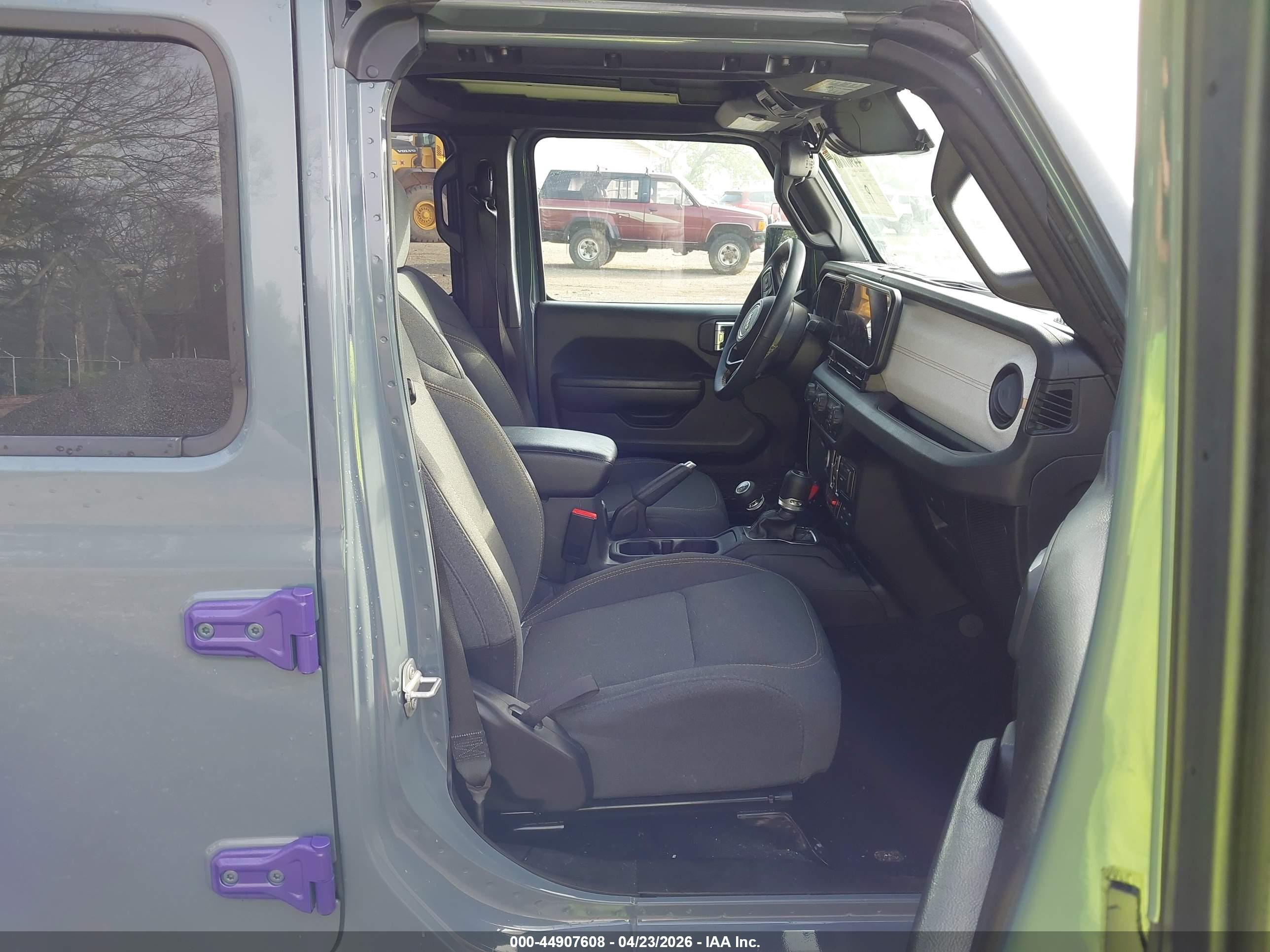 JEEP WRANGLER image 5