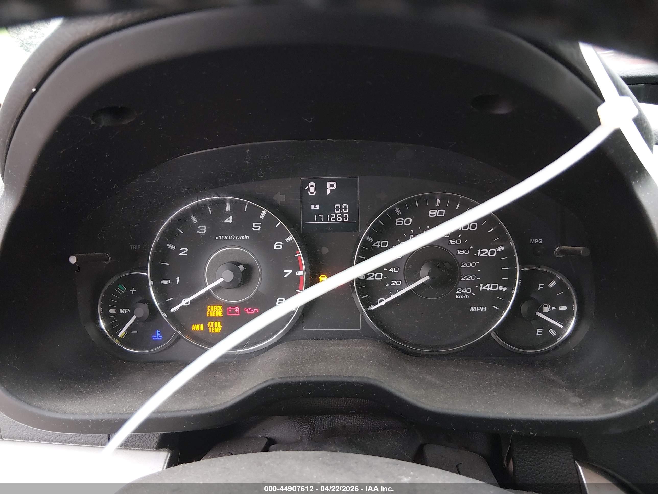 SUBARU OUTBACK image 7