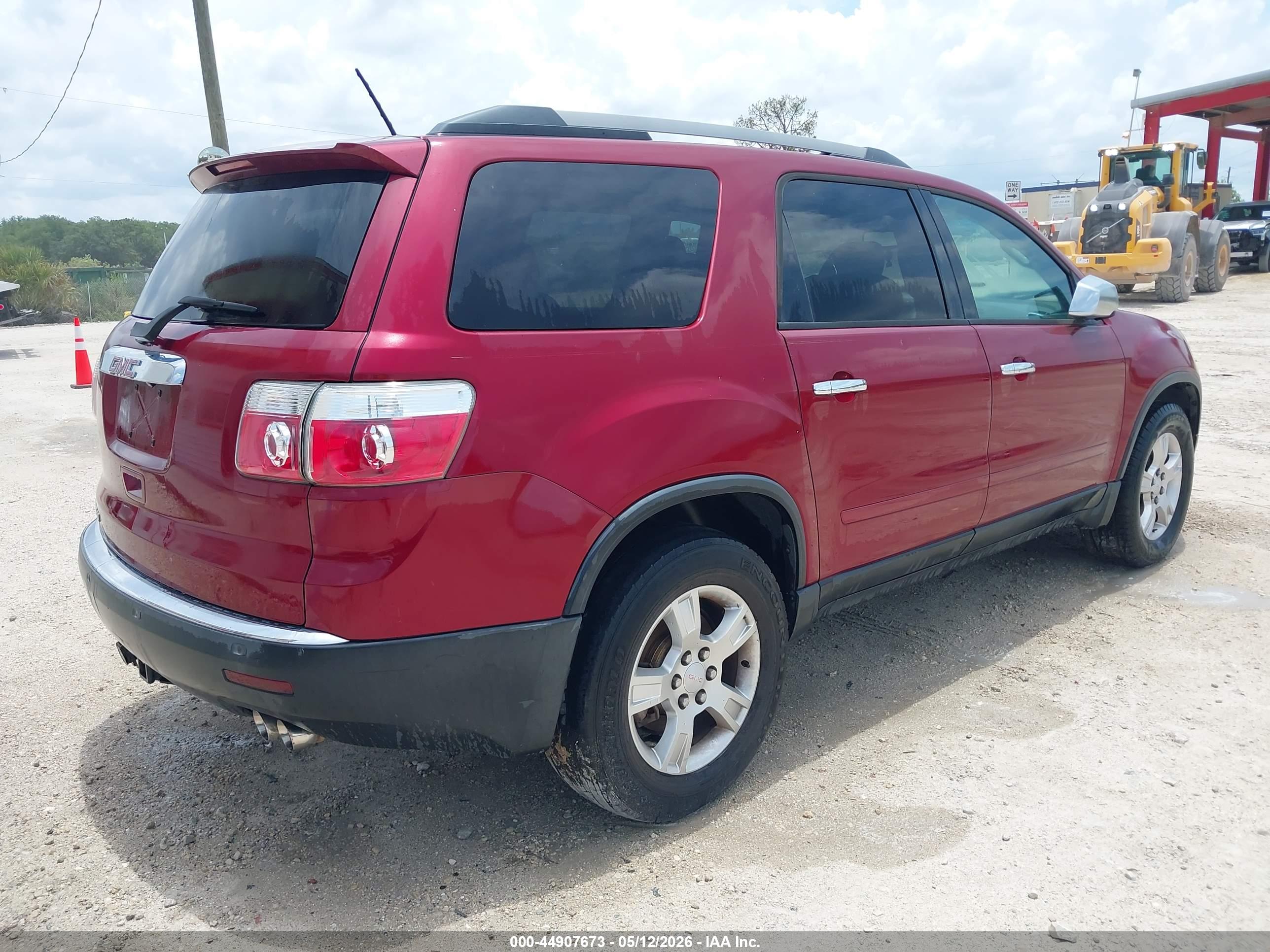 GMC ACADIA image 4