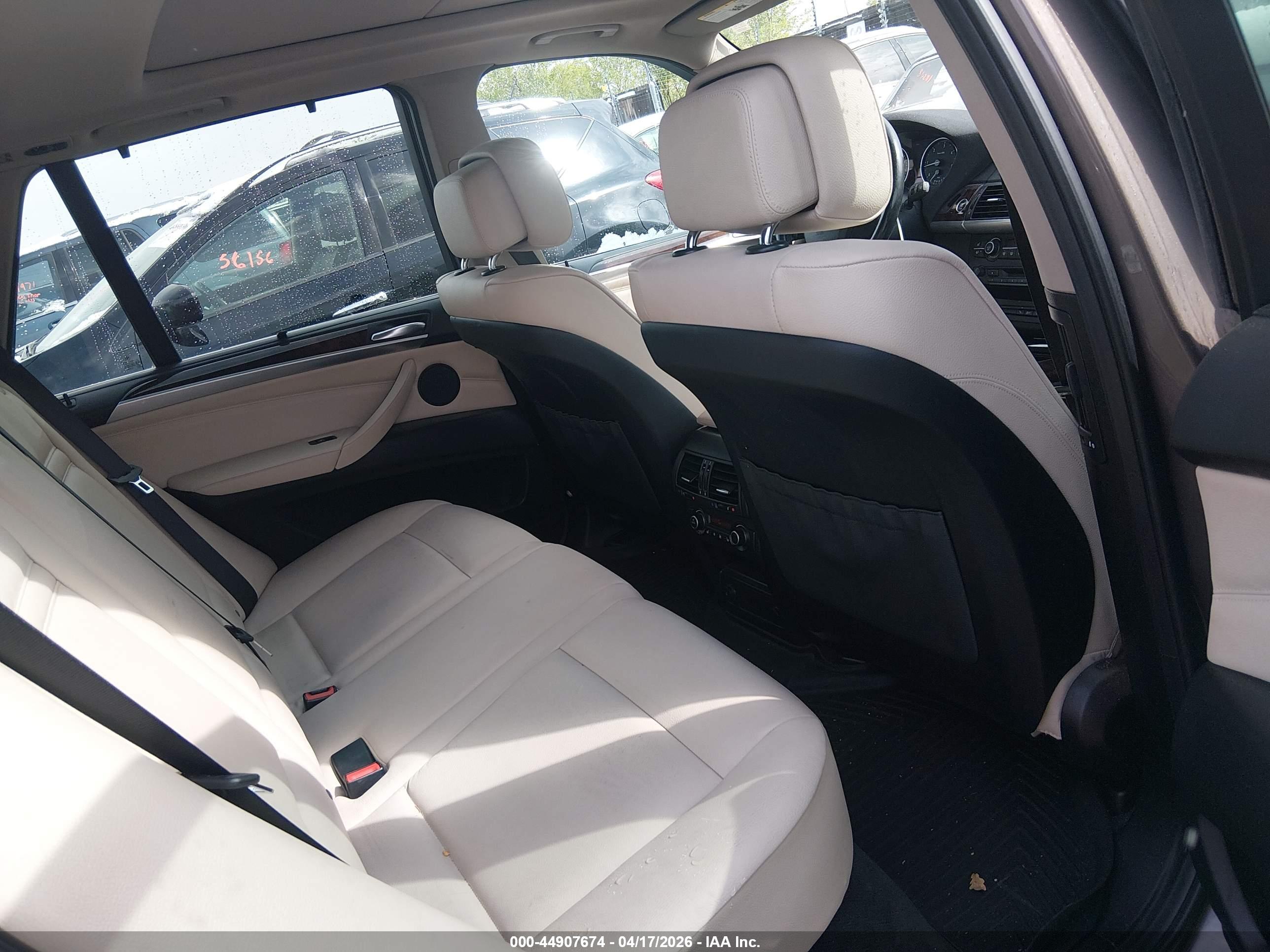 BMW X5 image 8