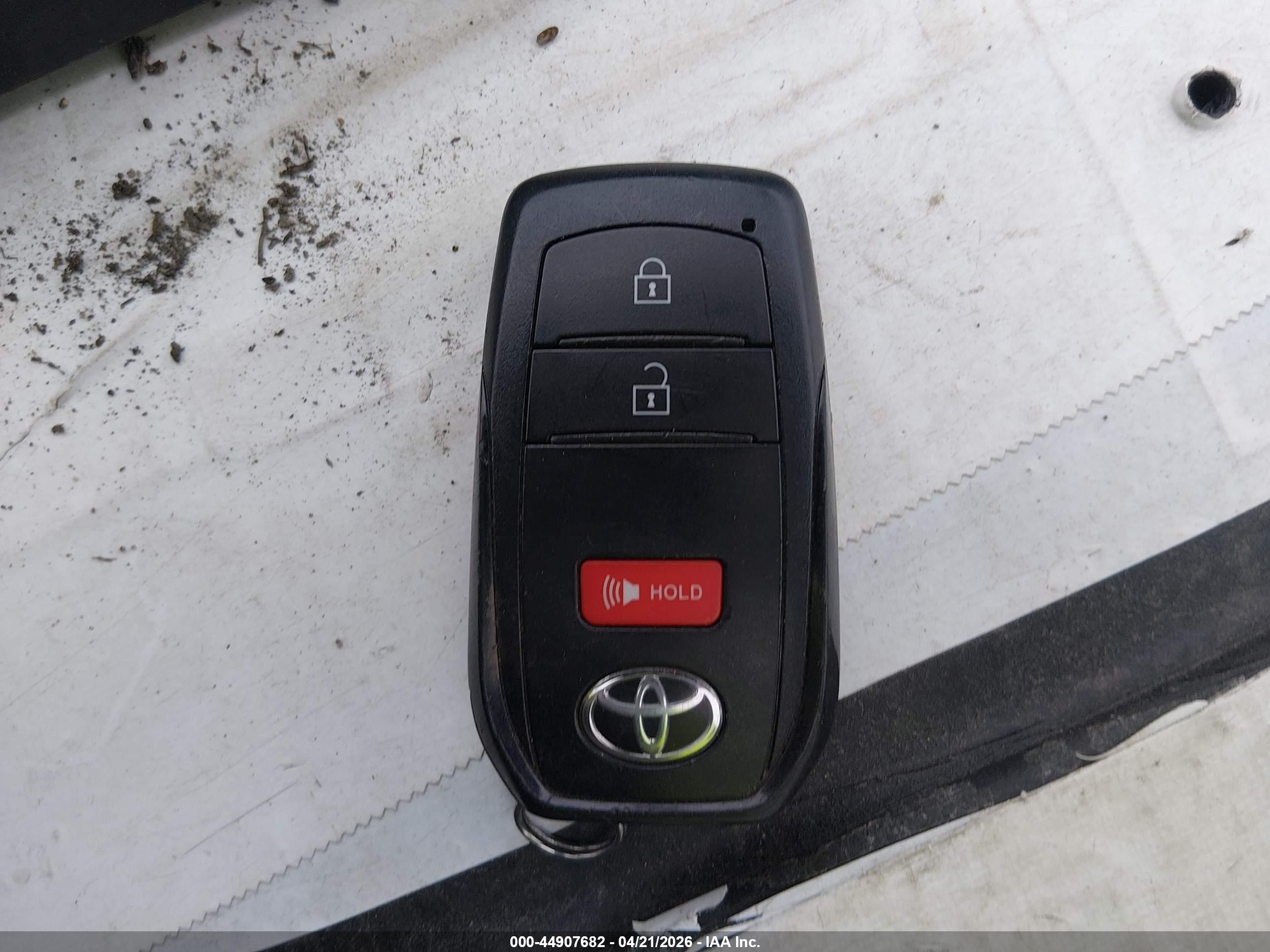 TOYOTA TACOMA image 11