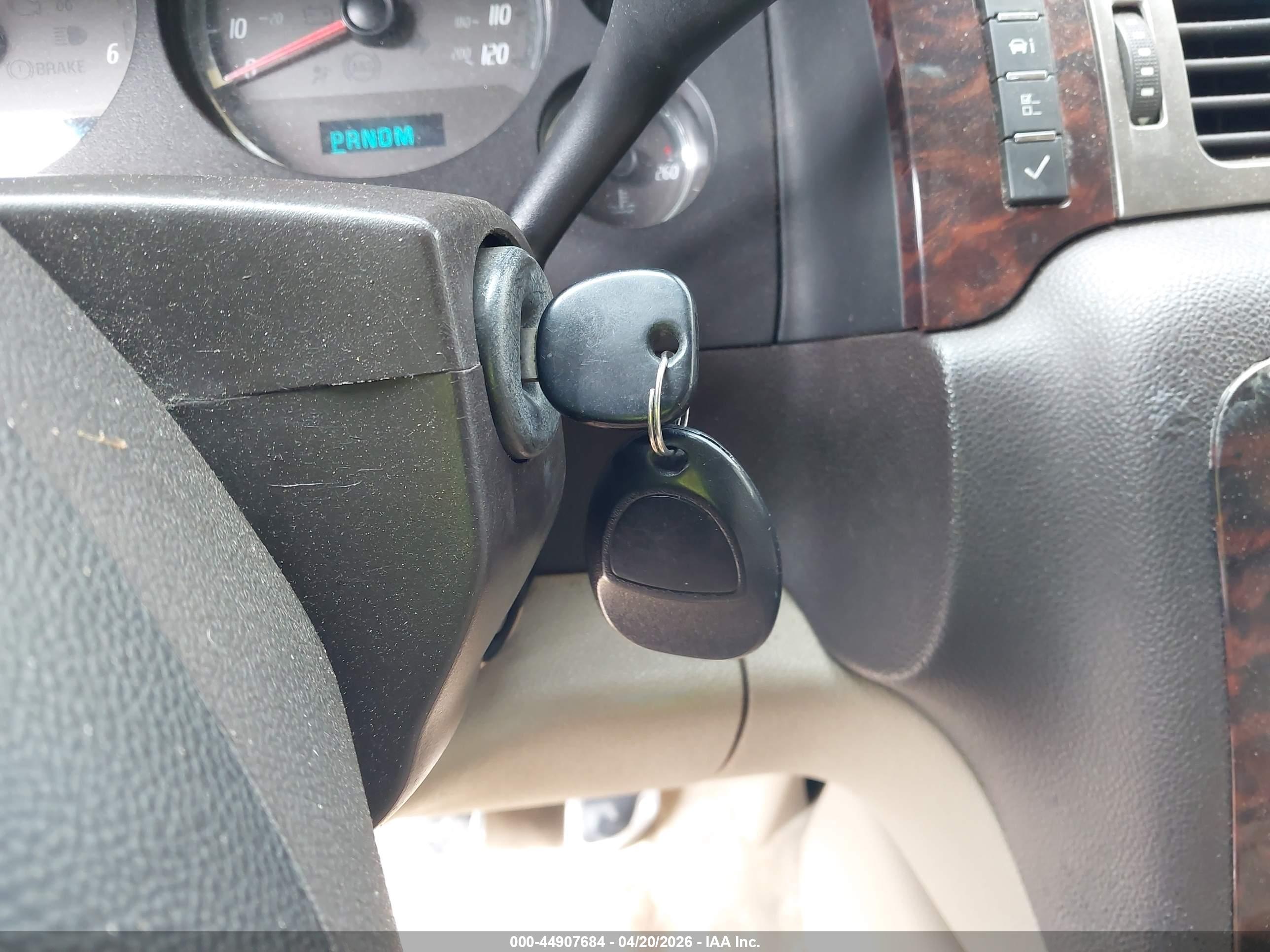 GMC YUKON image 11
