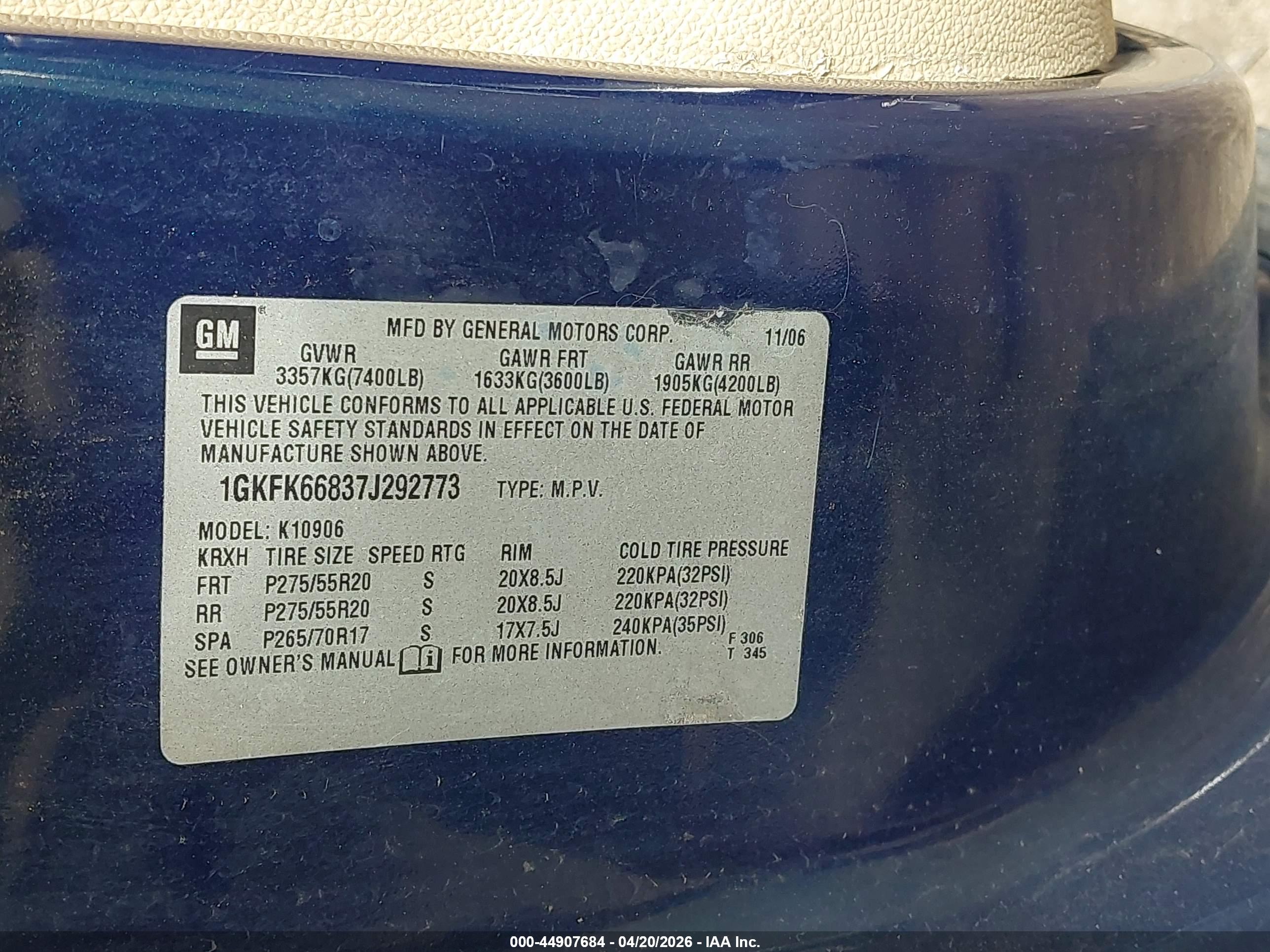 GMC YUKON image 9
