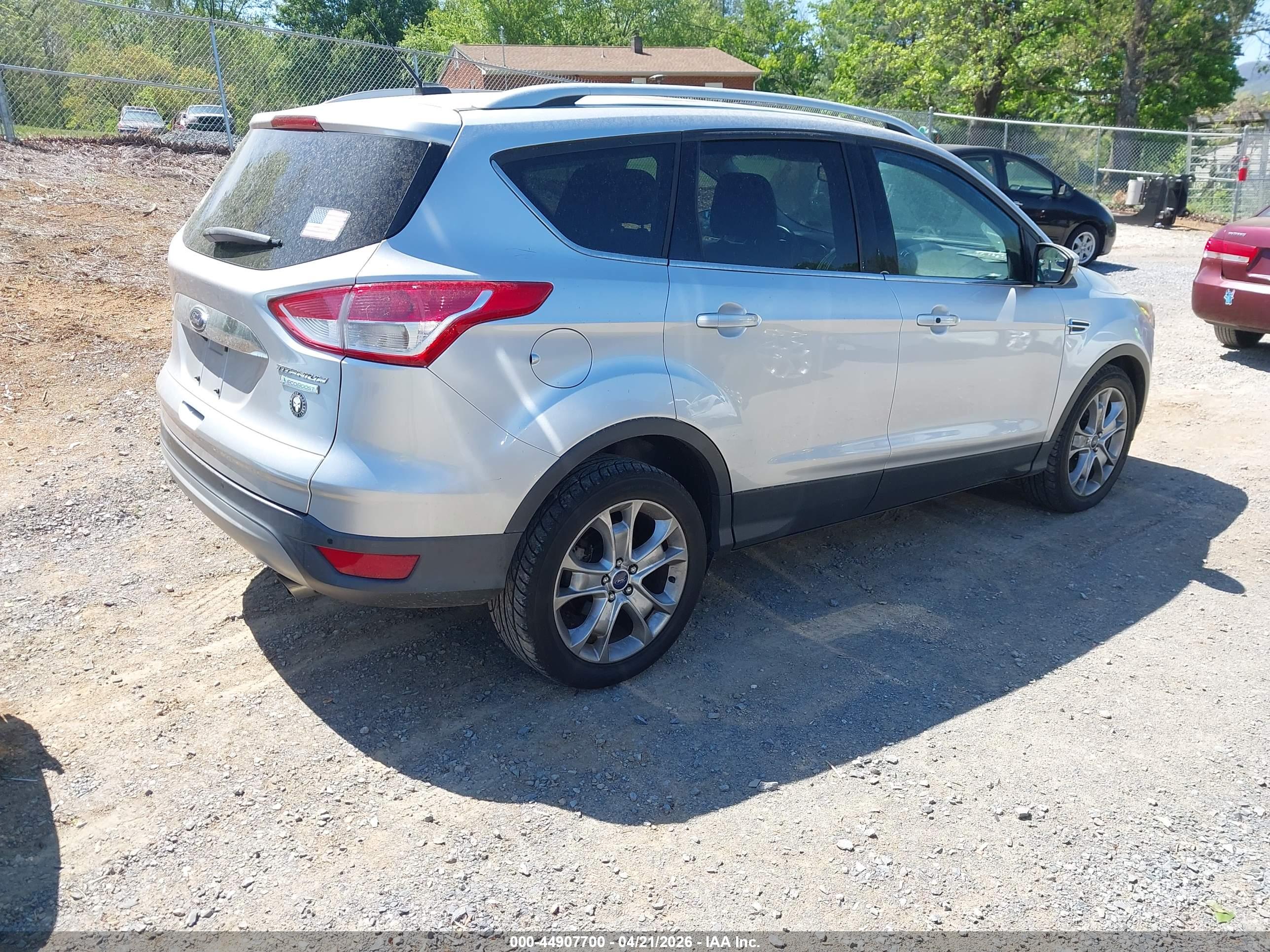 FORD ESCAPE image 4