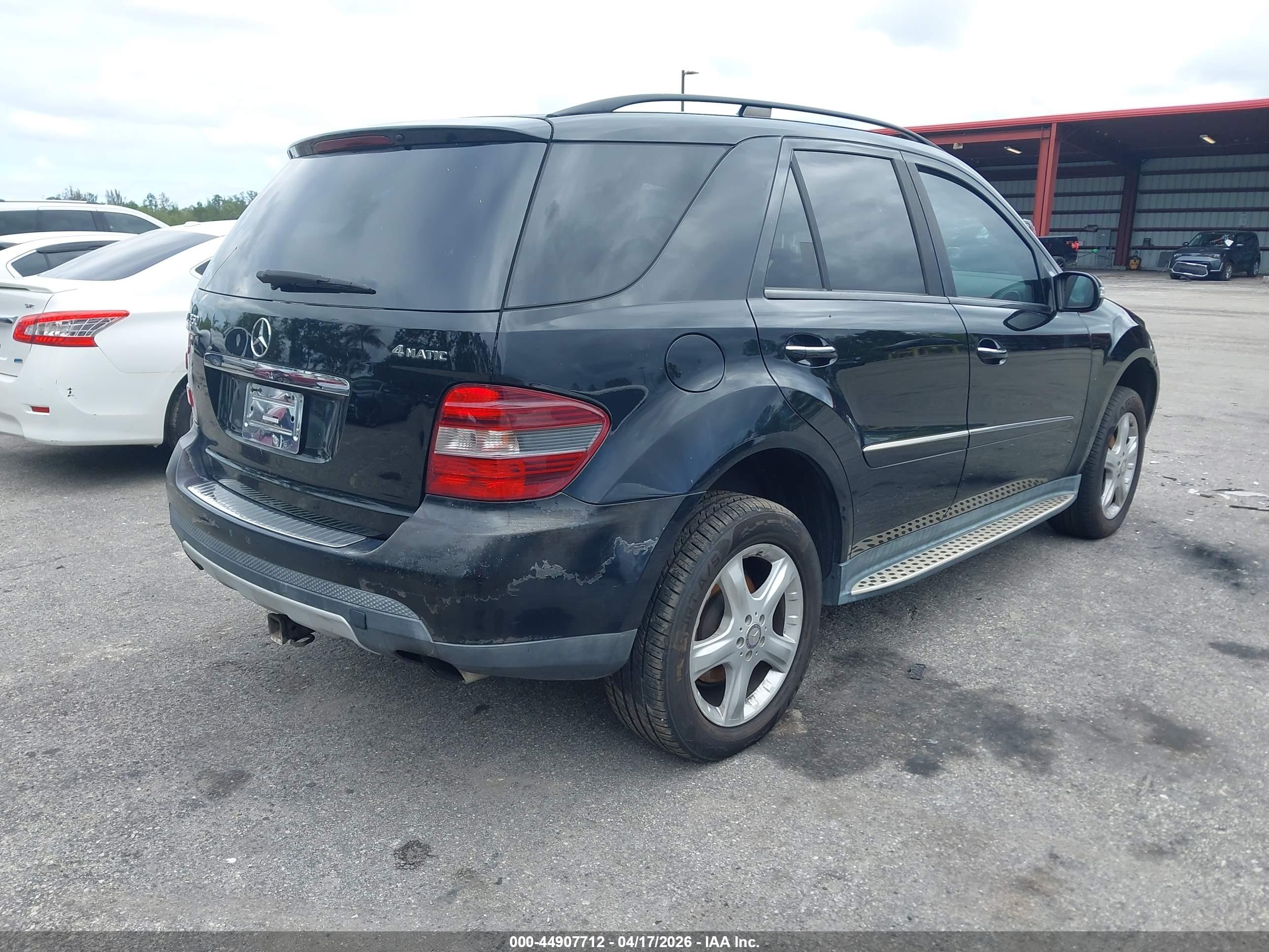 MERCEDES-BENZ ML image 4