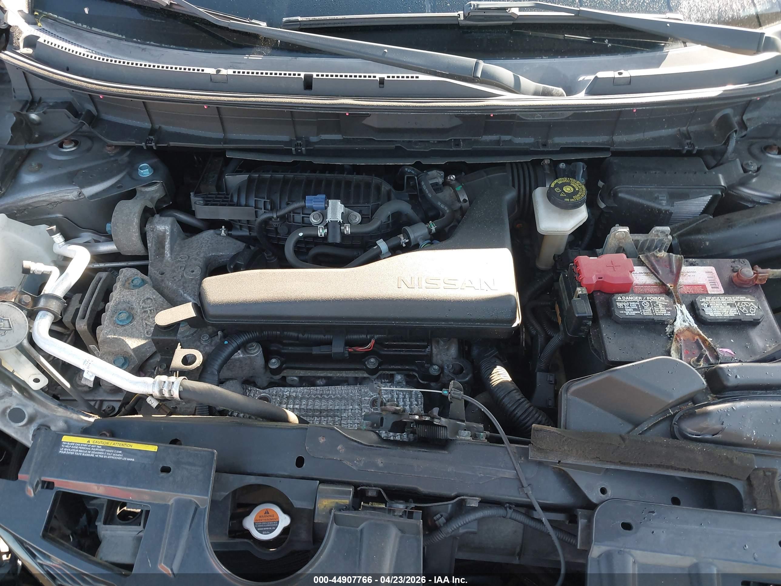 NISSAN ROGUE image 10