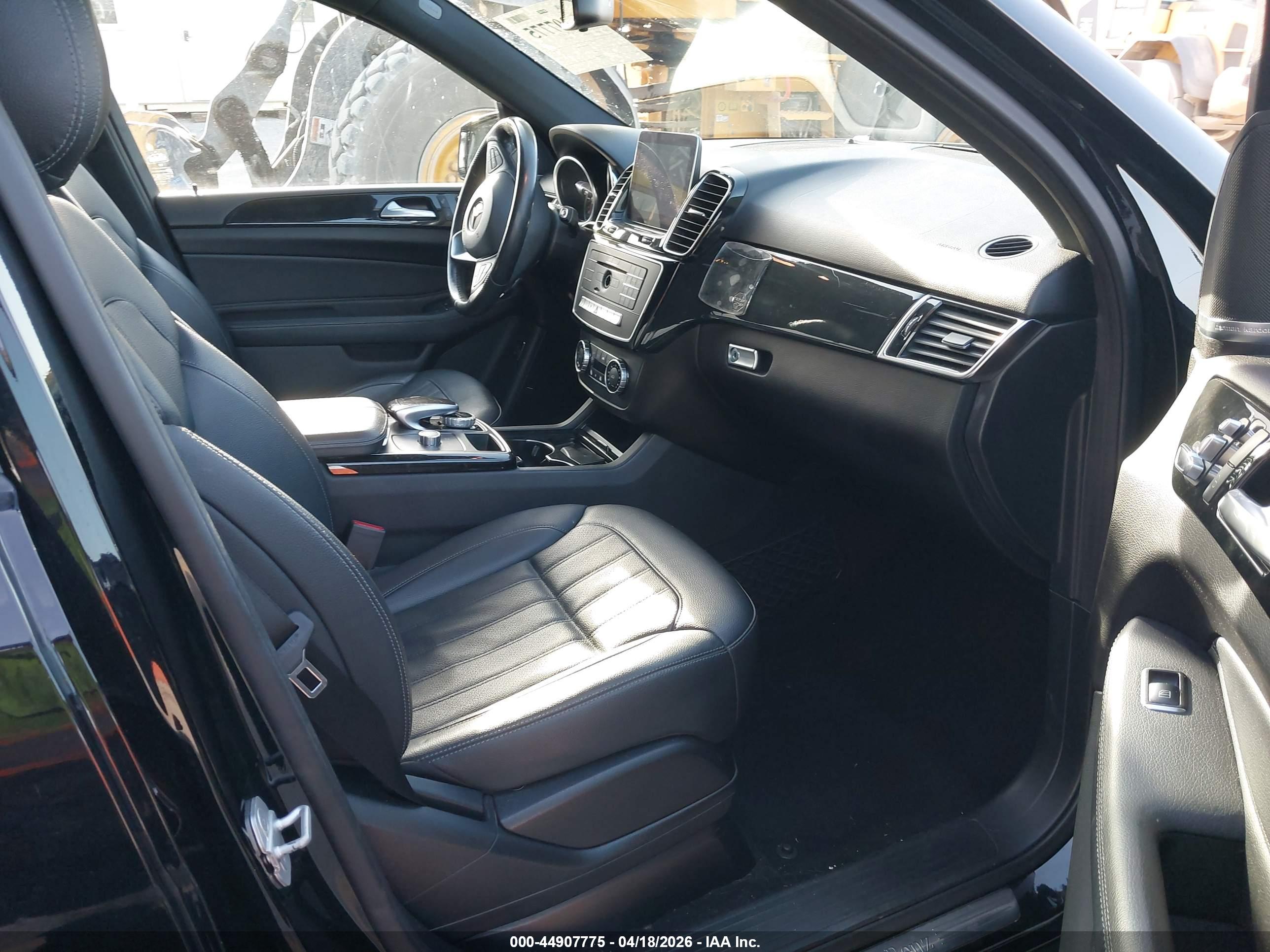 MERCEDES-BENZ GLE image 5