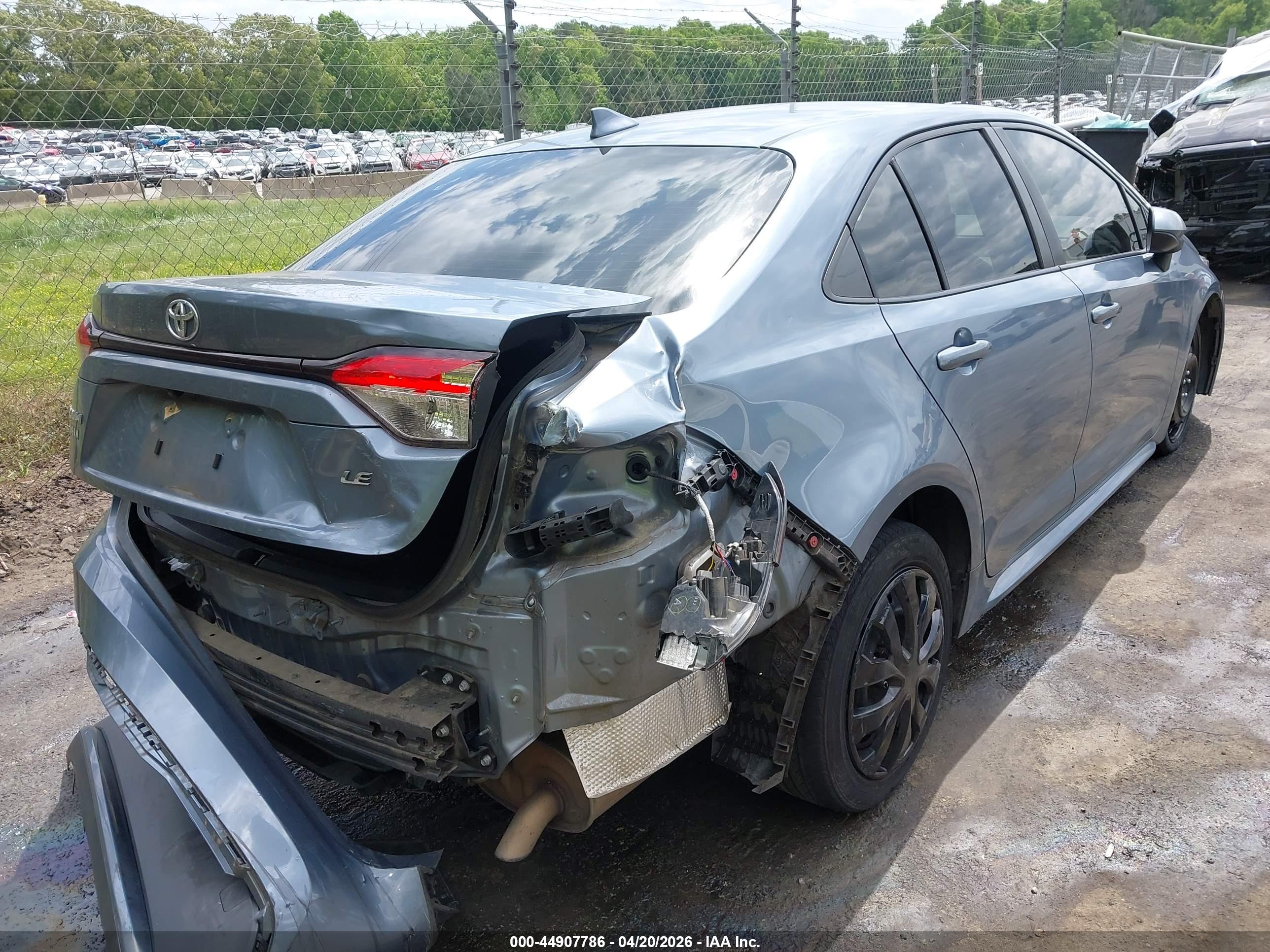 TOYOTA COROLLA image 6