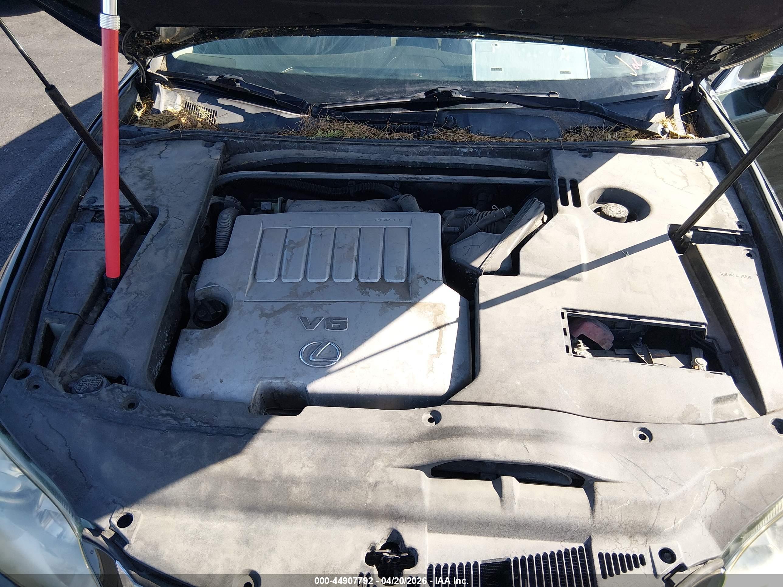 LEXUS ES image 10