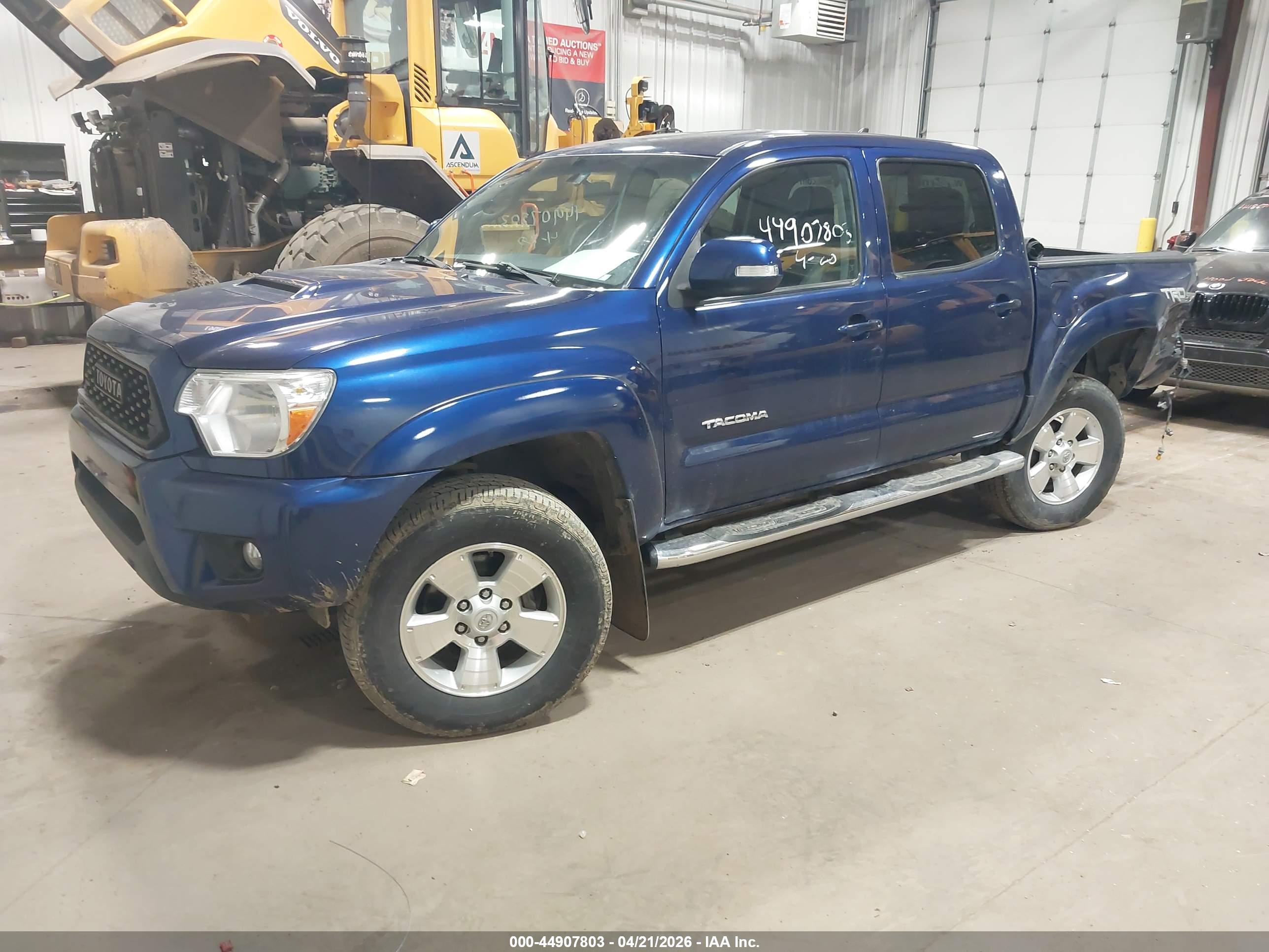 TOYOTA TACOMA image 2