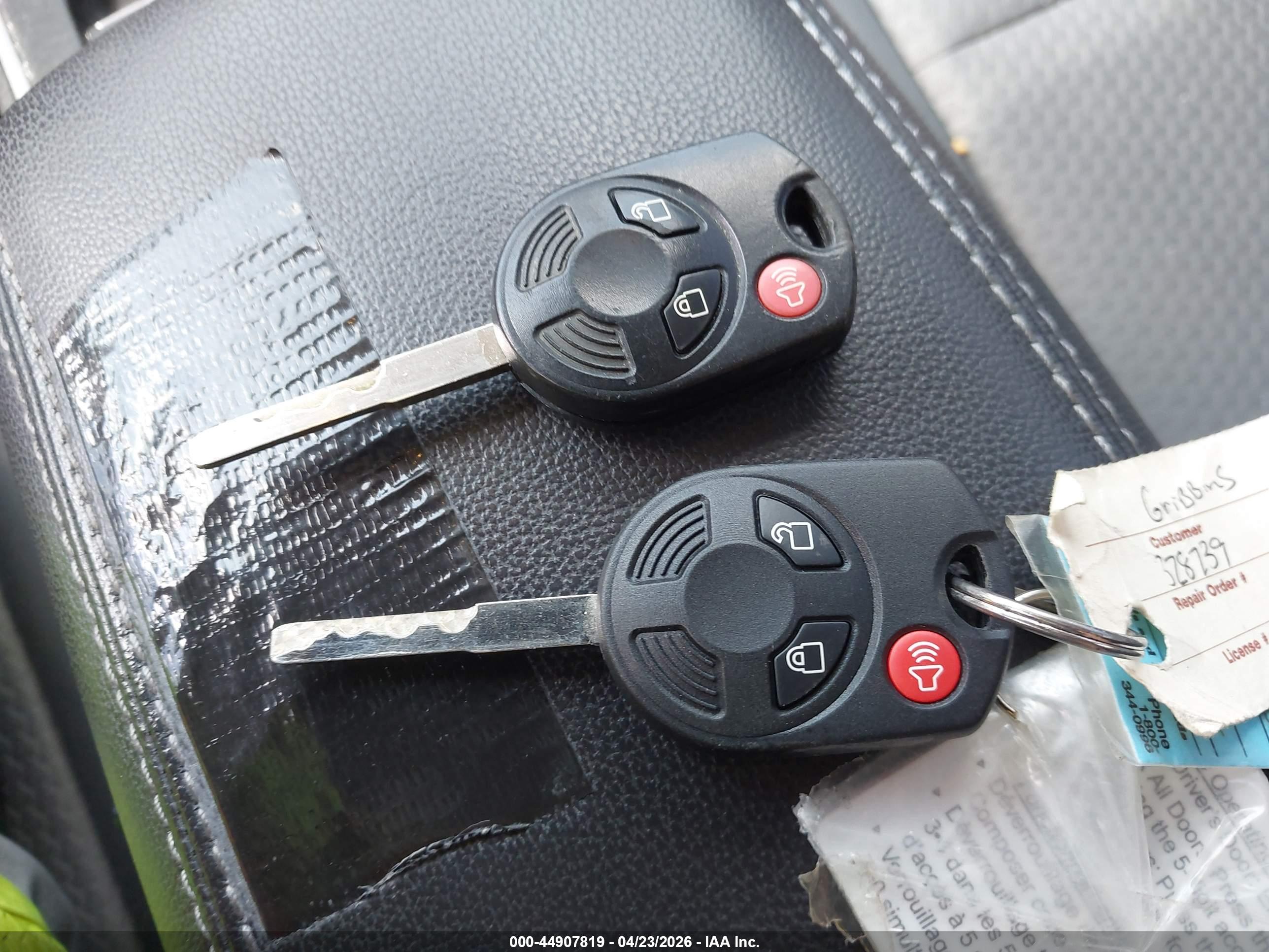 FORD ESCAPE image 11