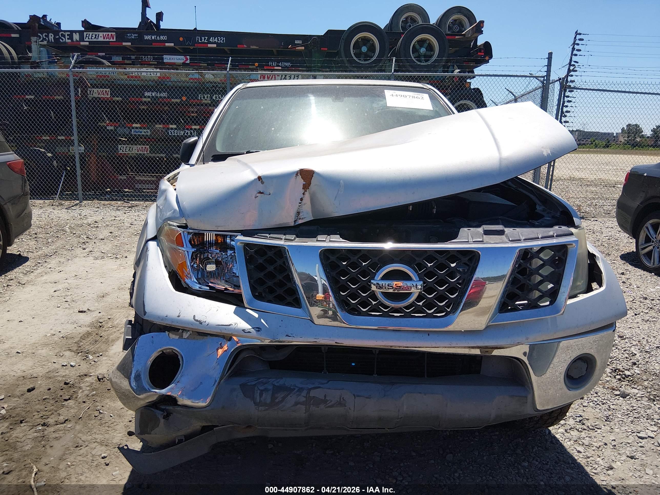 NISSAN FRONTIER image 6