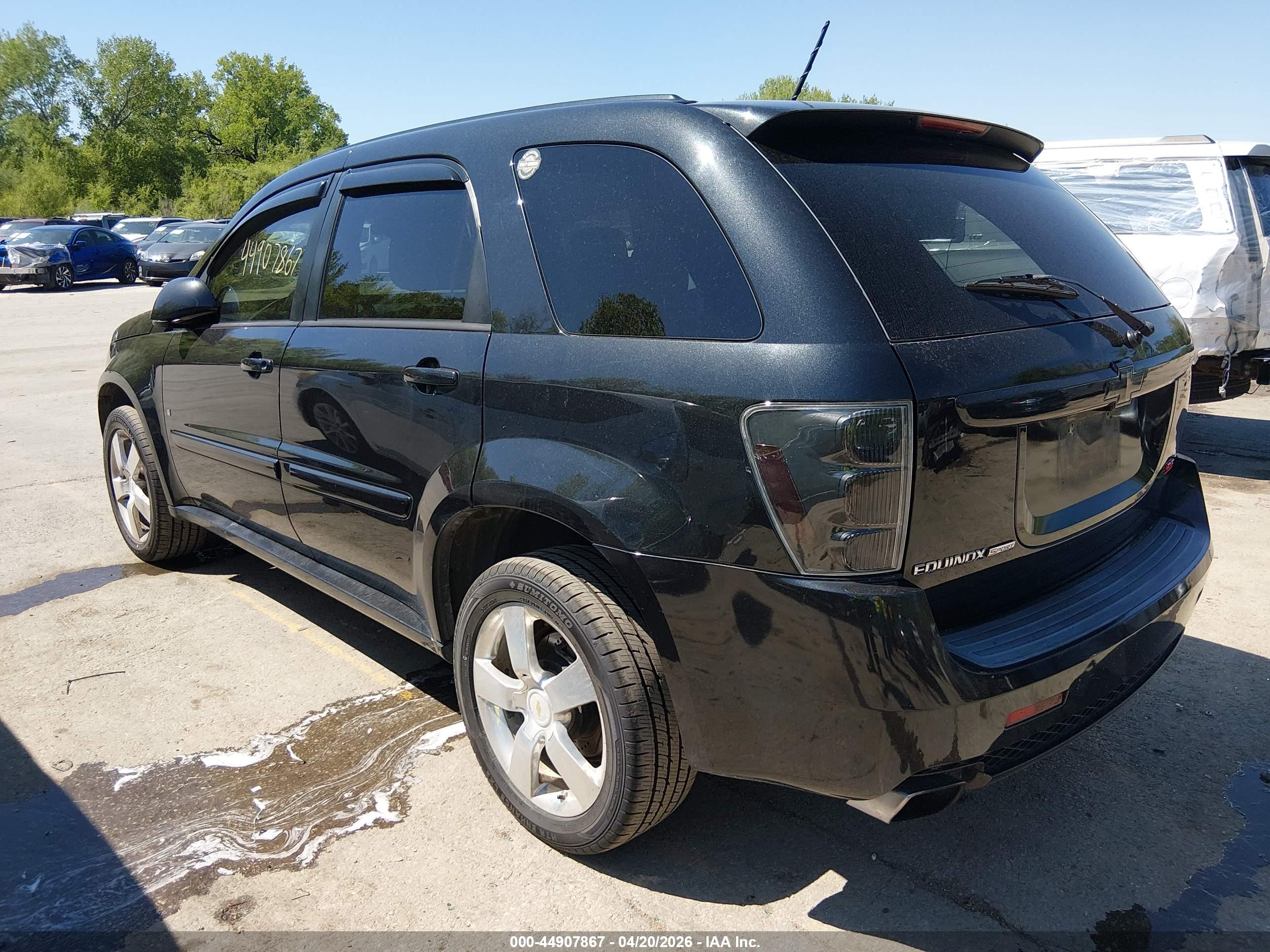 CHEVROLET EQUINOX image 3