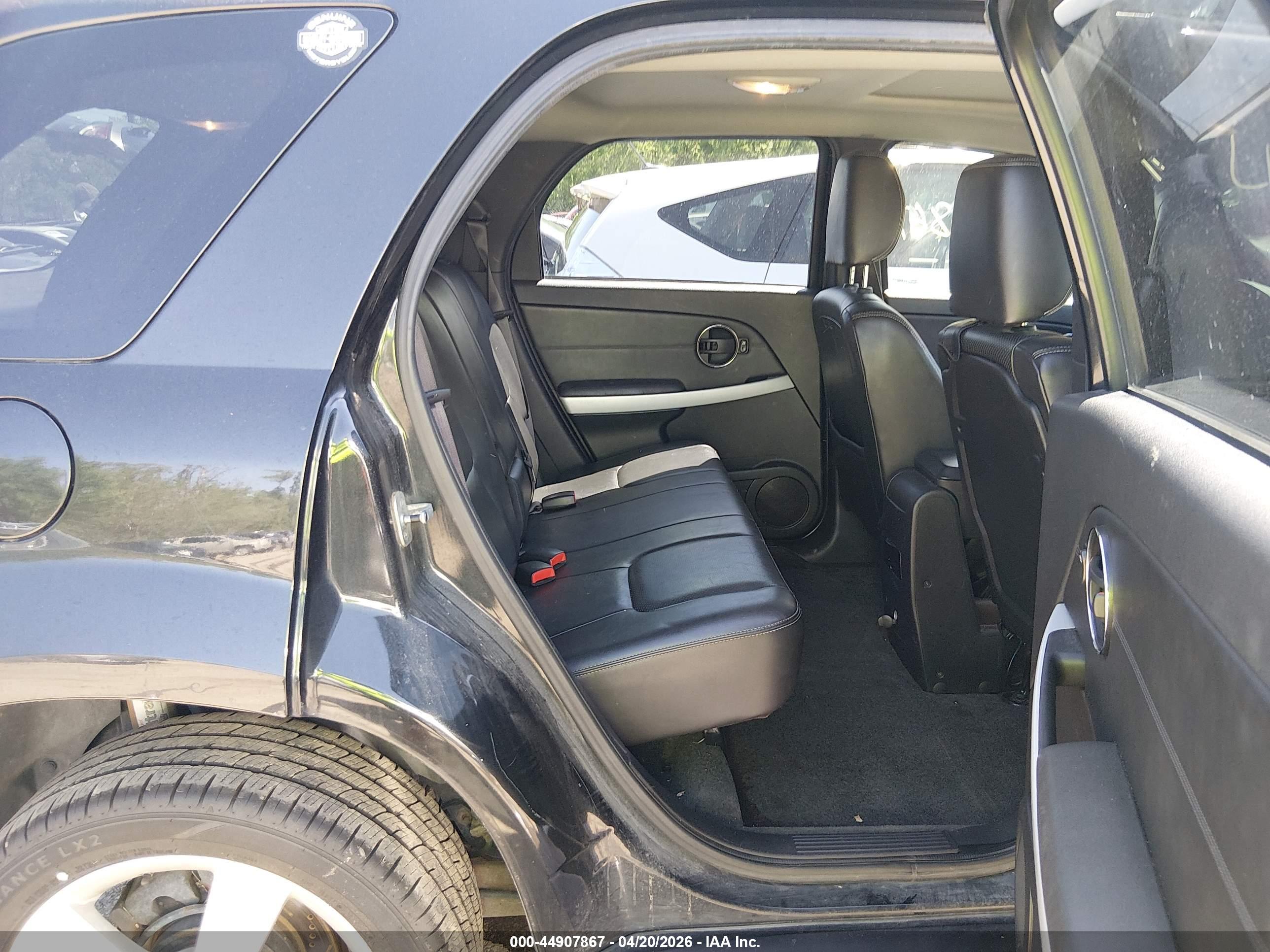 CHEVROLET EQUINOX image 8