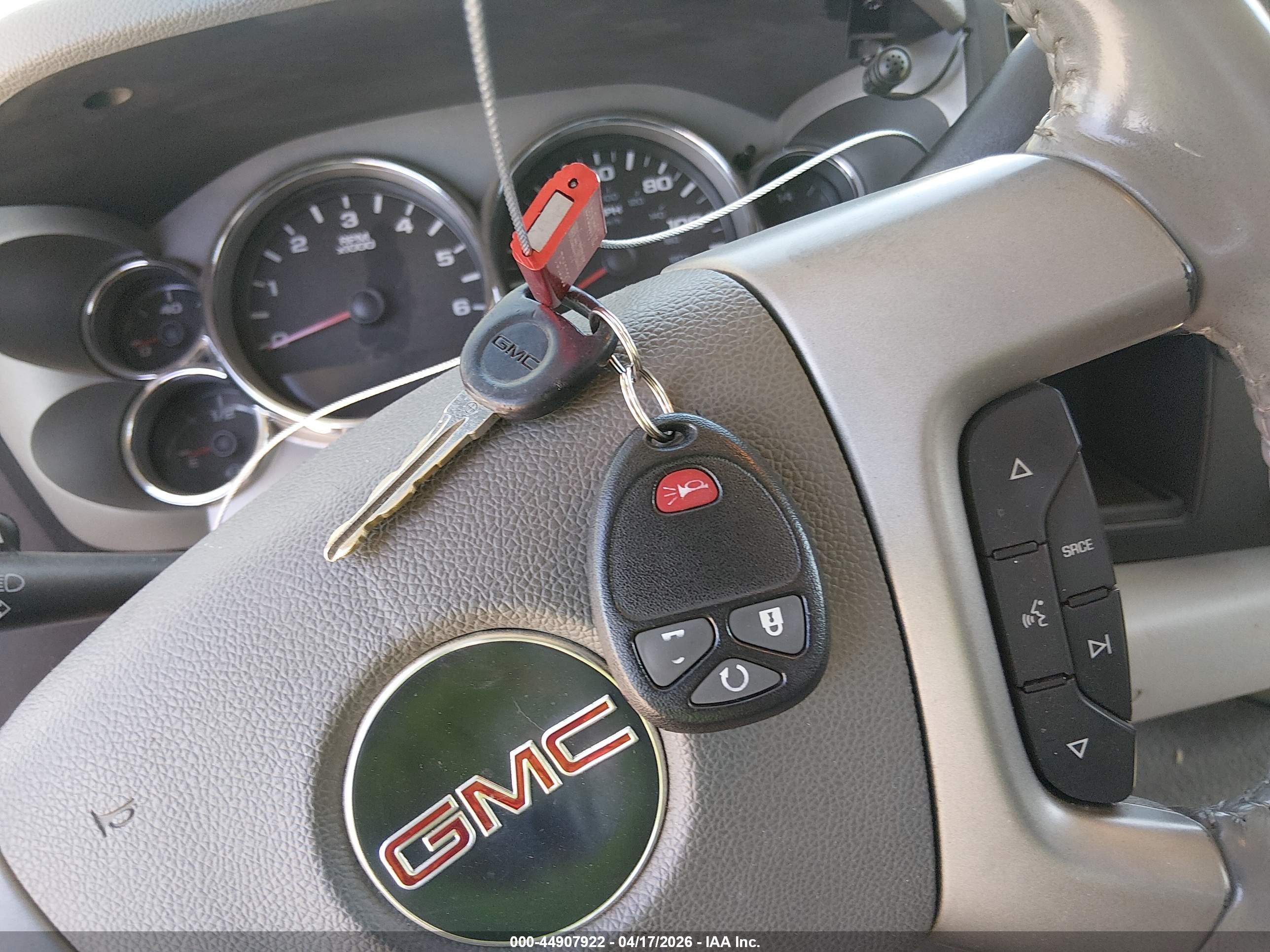 GMC SIERRA image 11