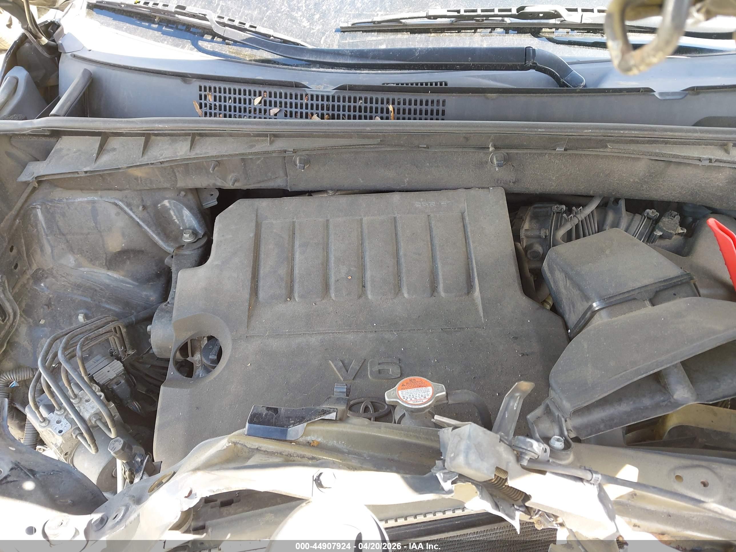 TOYOTA HIGHLANDER image 10