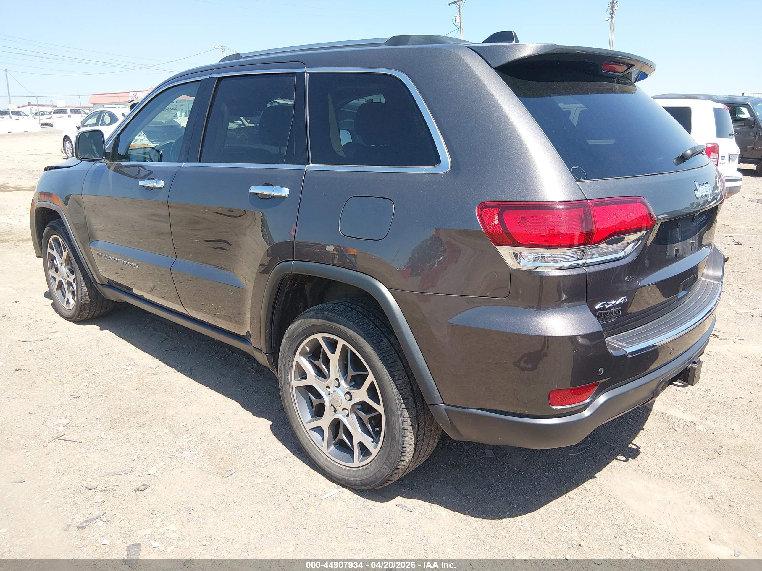 JEEP GRAND image 3