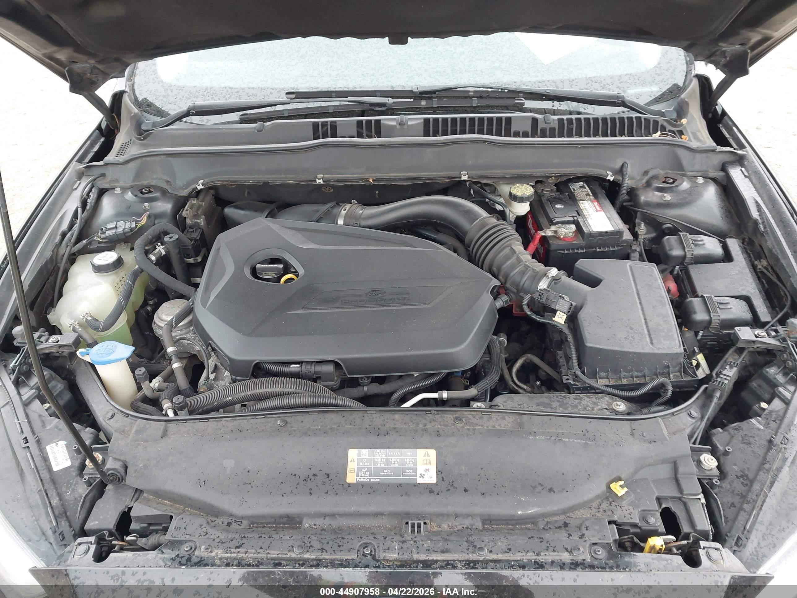 FORD FUSION image 10