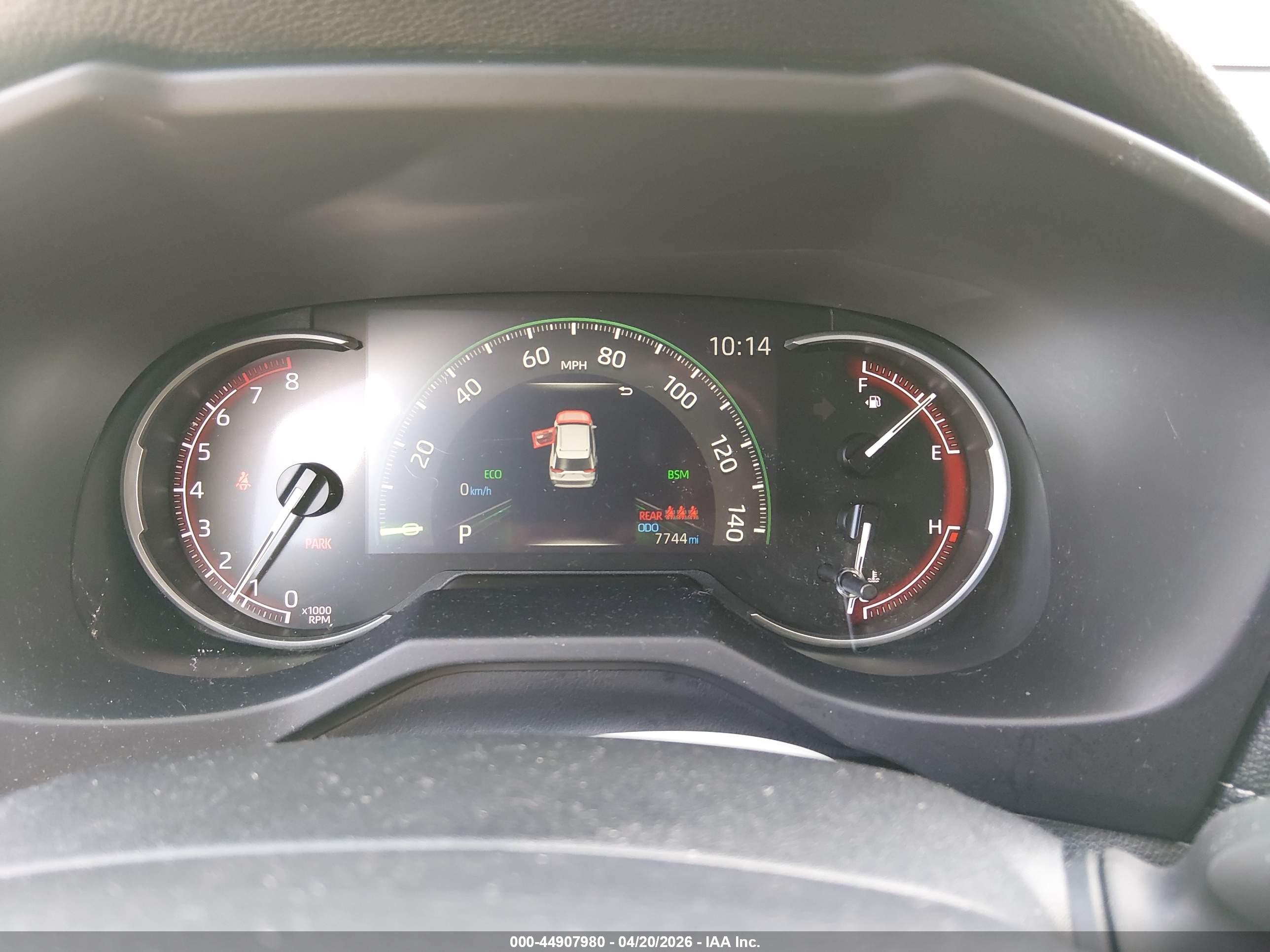TOYOTA RAV4 image 7