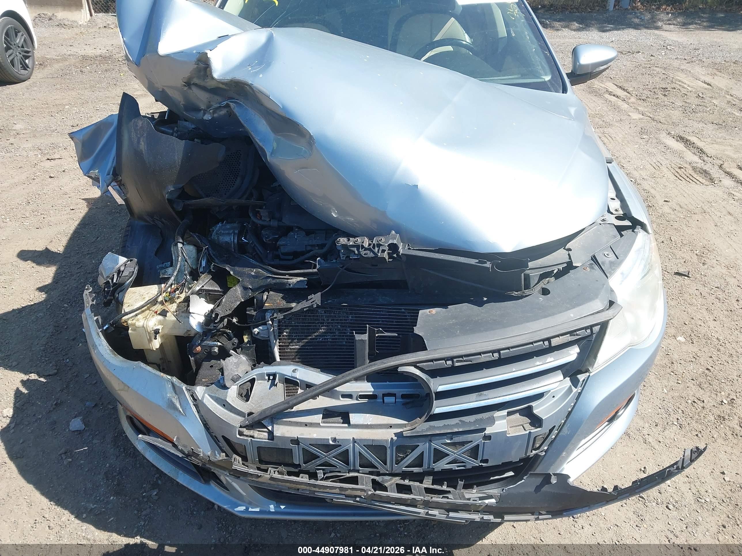 VOLKSWAGEN CC image 10