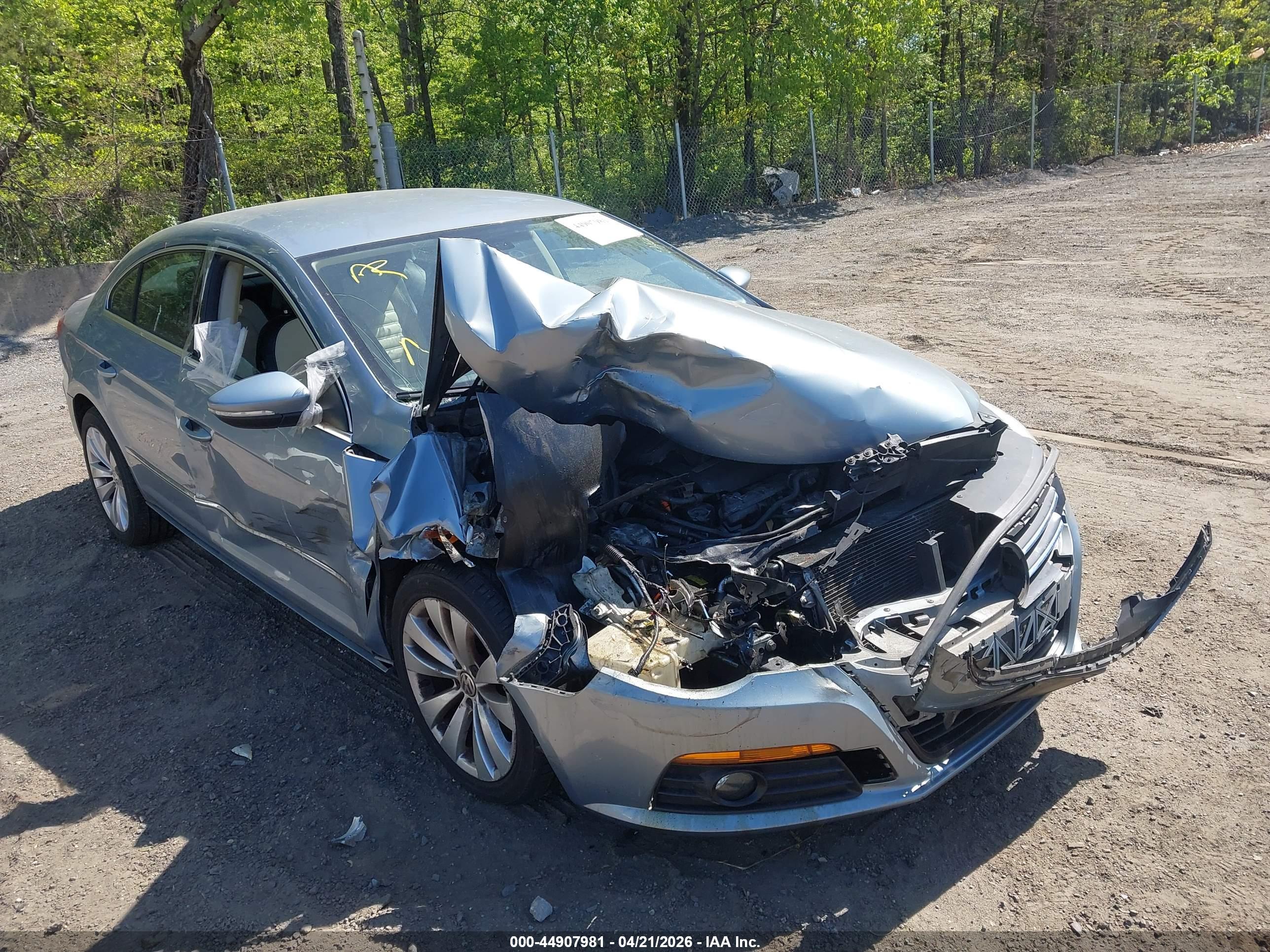 VOLKSWAGEN CC image 6
