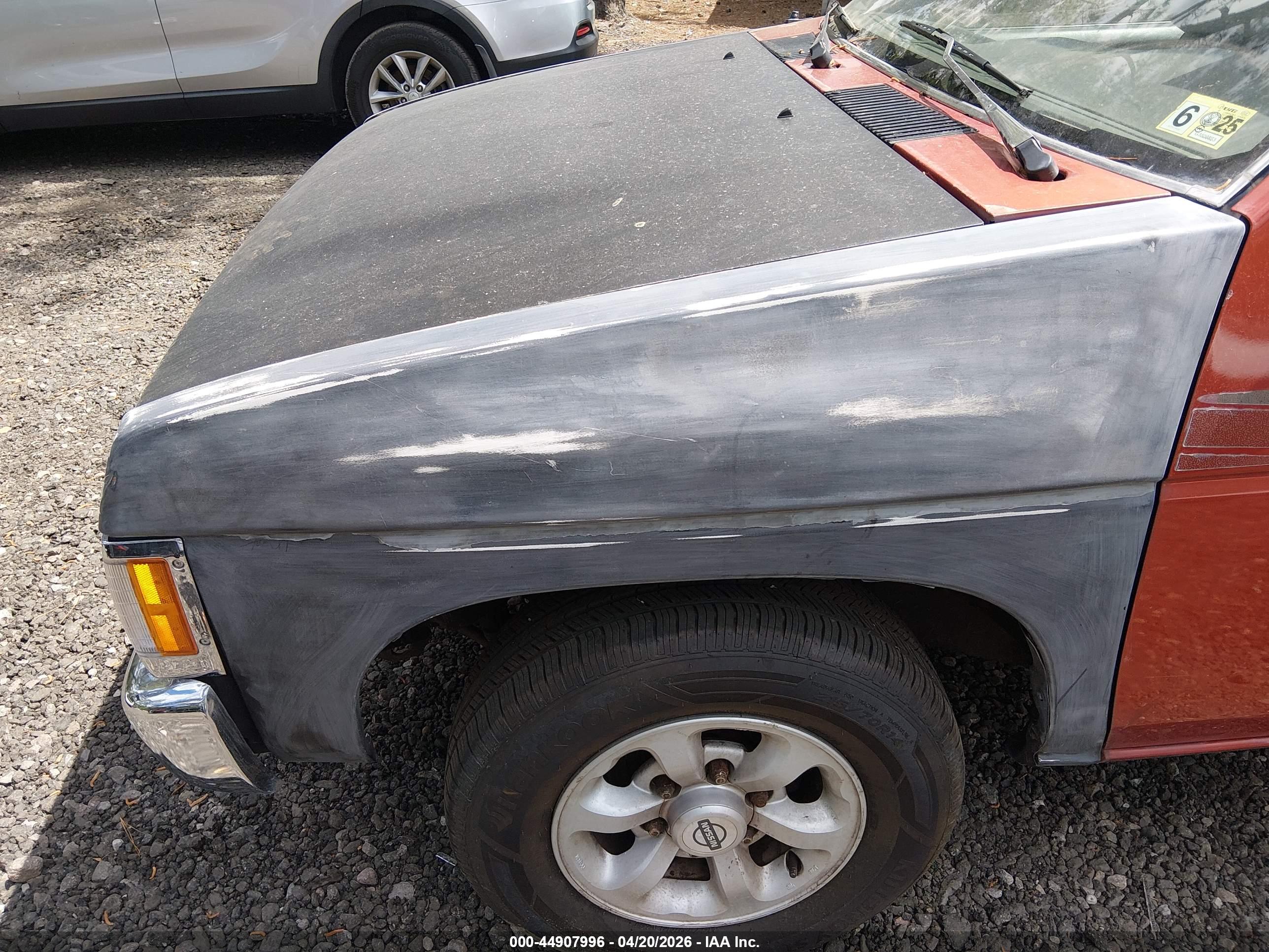 NISSAN 4X2 image 6