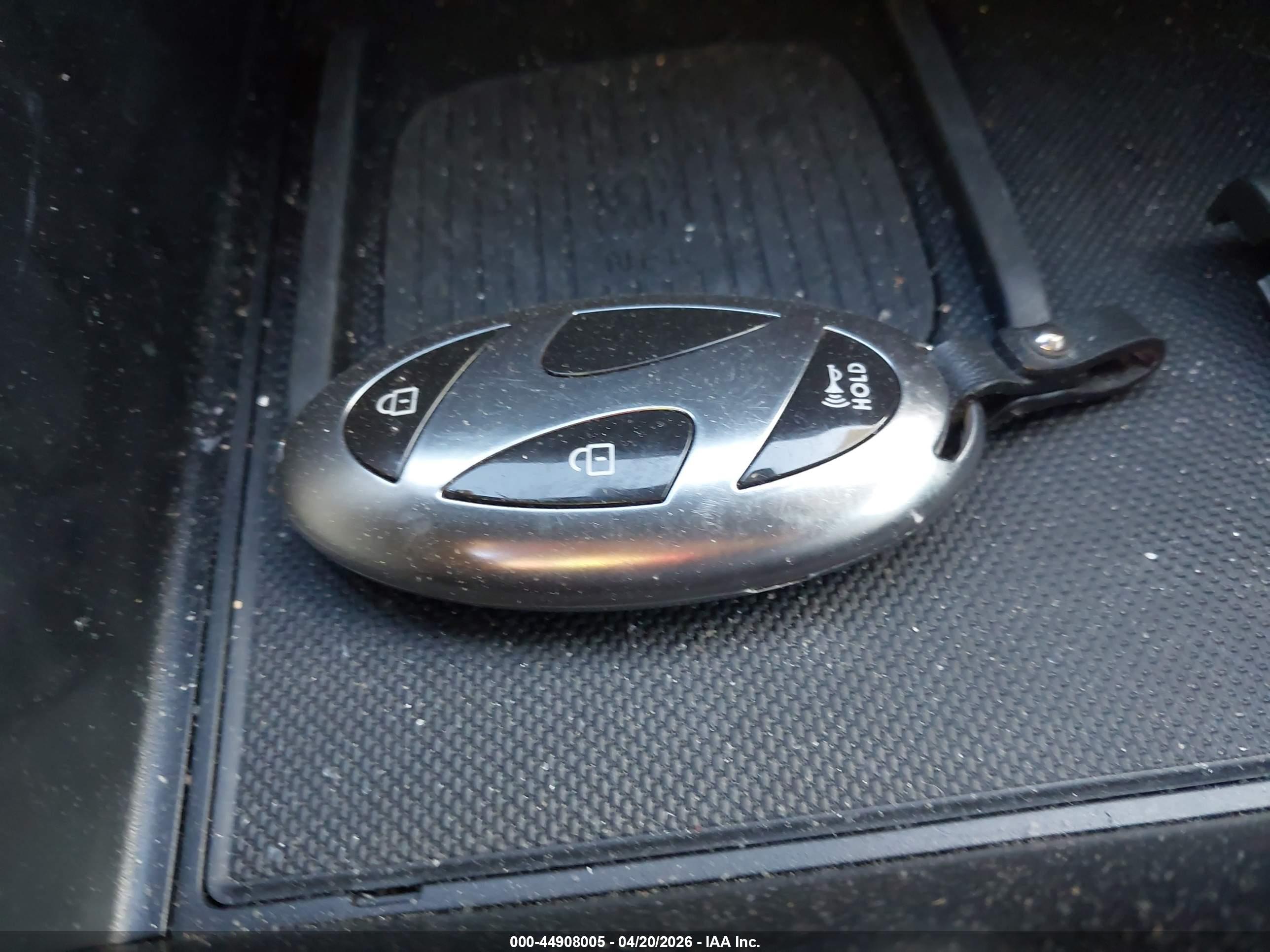HYUNDAI SONATA image 11