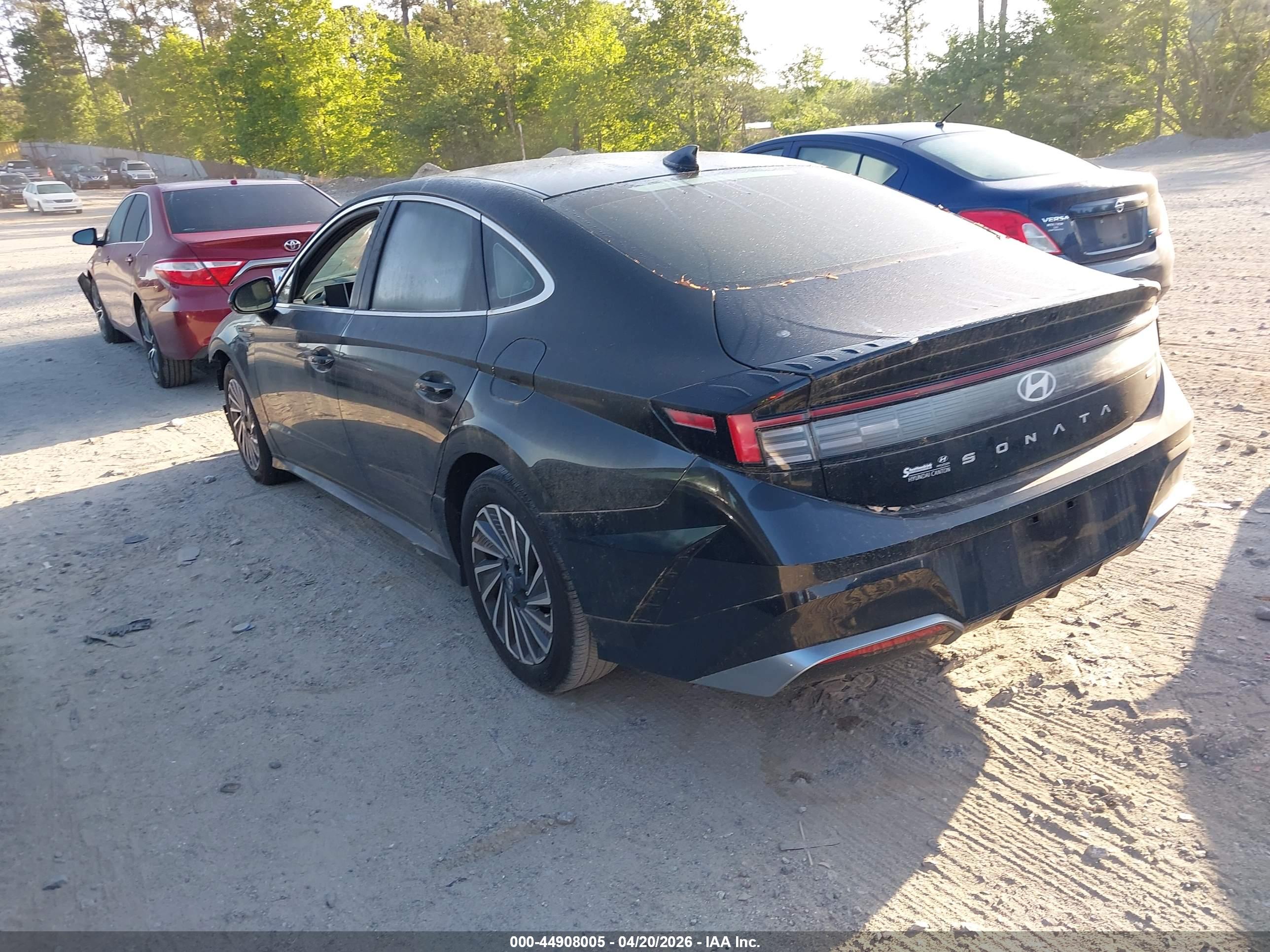 HYUNDAI SONATA image 3