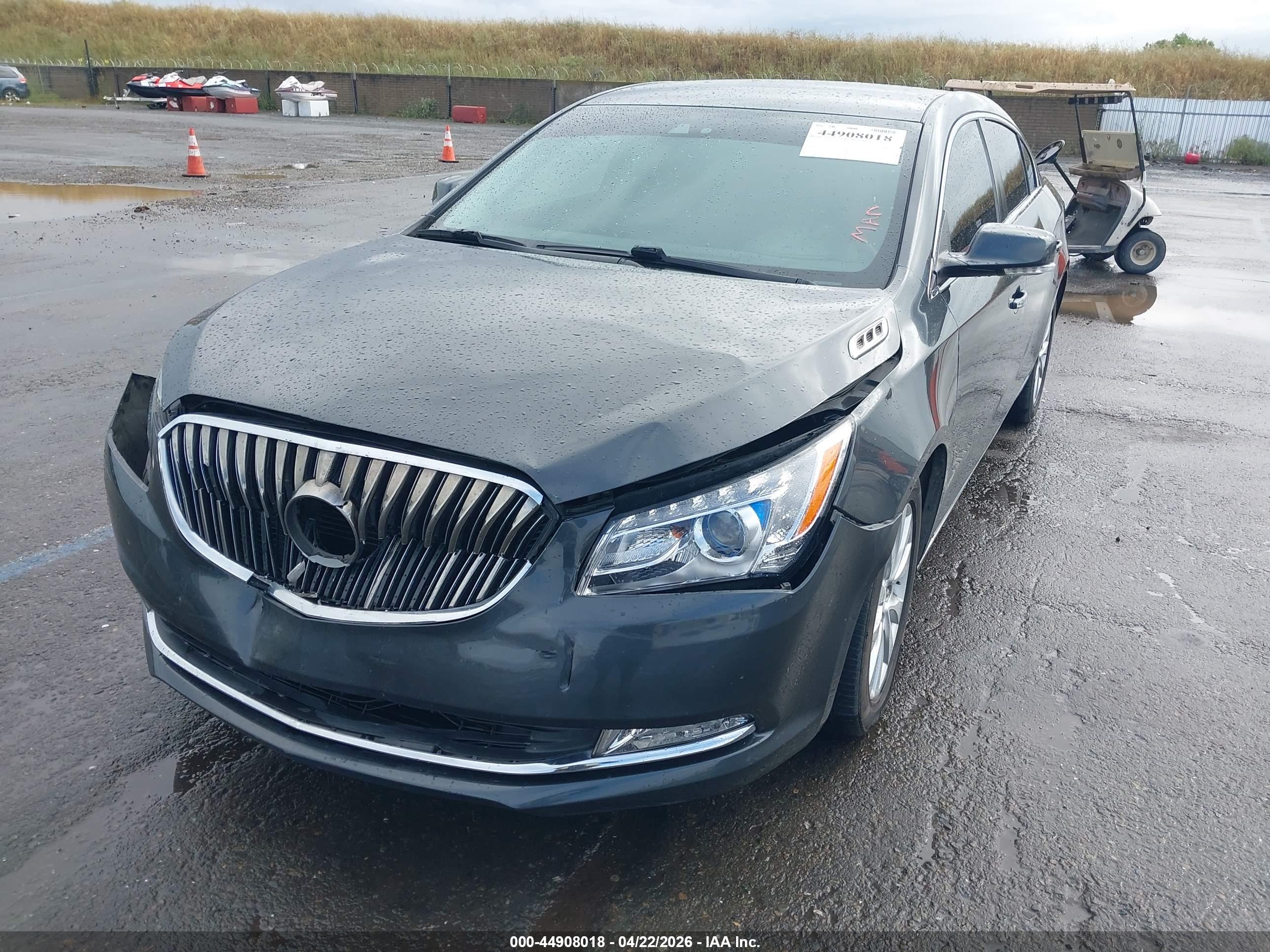 BUICK LACROSSE image 2