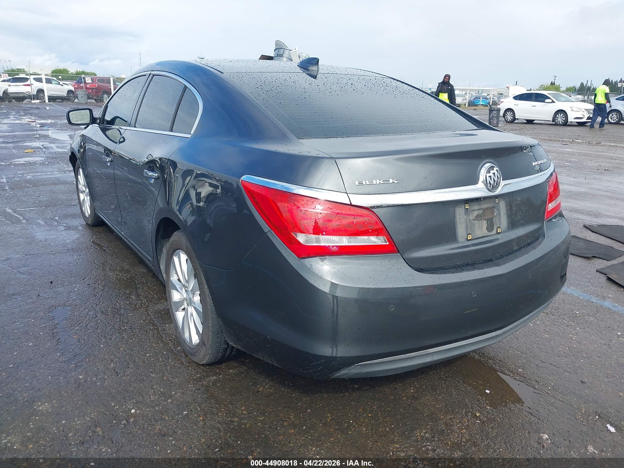 BUICK LACROSSE image 3