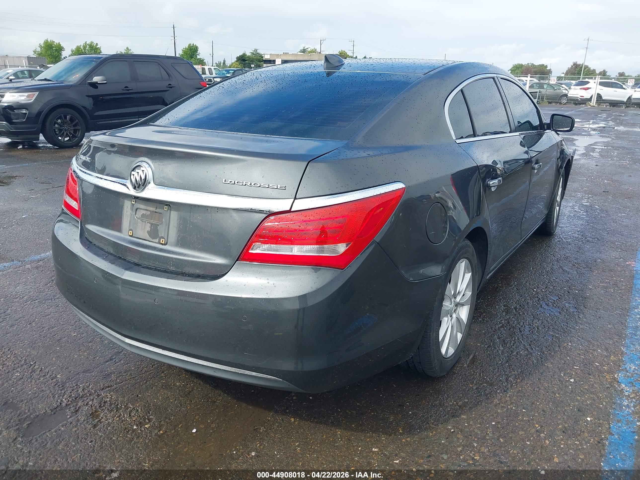 BUICK LACROSSE image 4