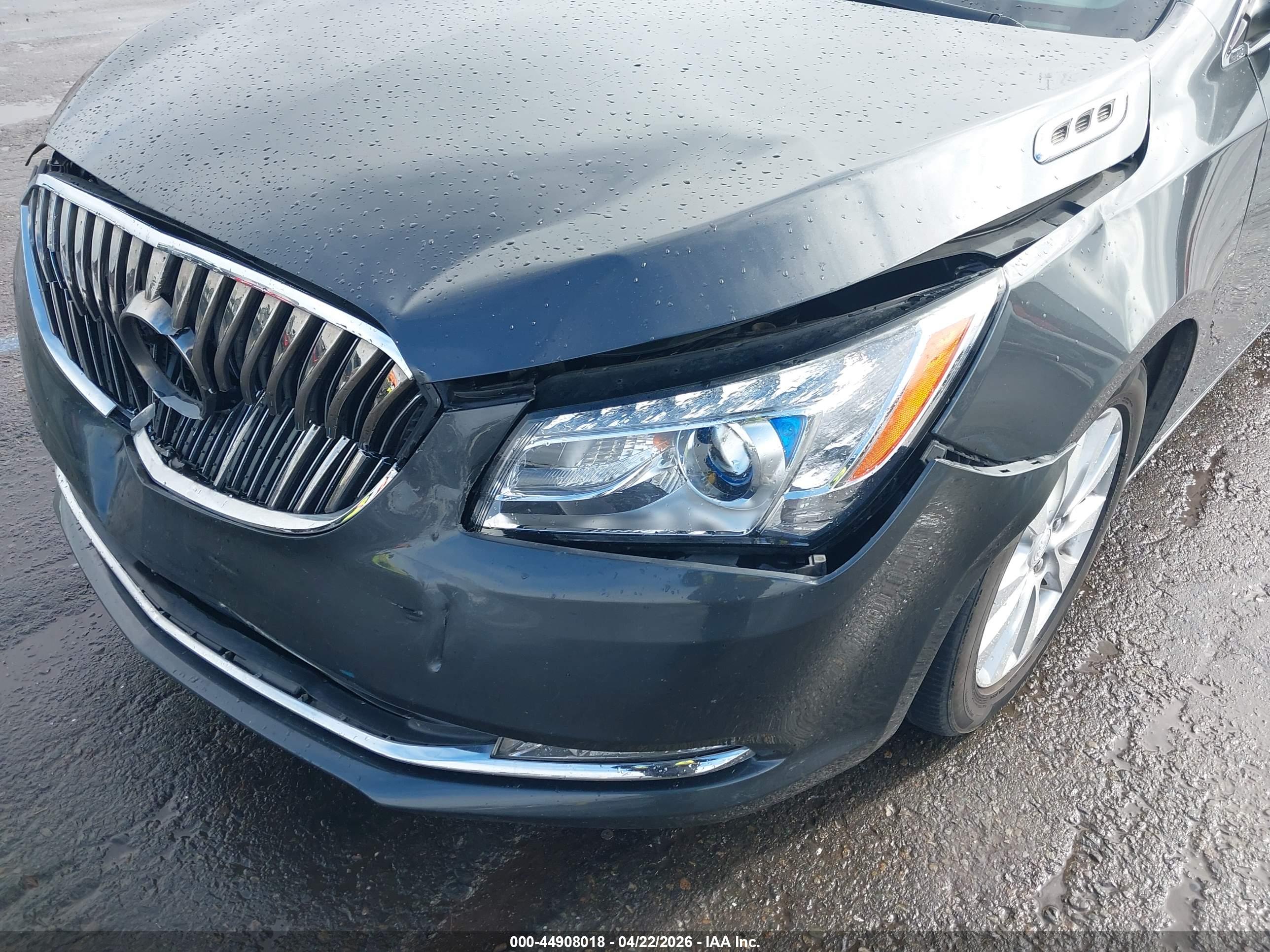 BUICK LACROSSE image 6
