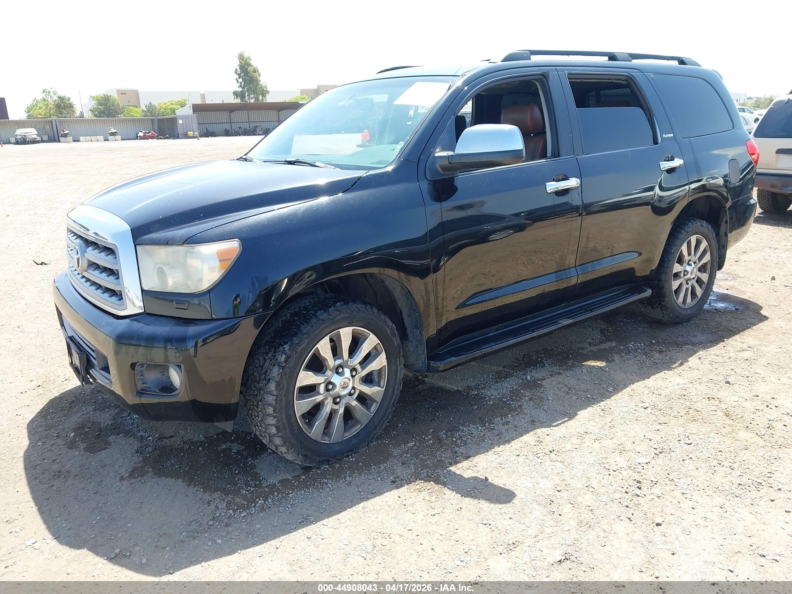 TOYOTA SEQUOIA image 2