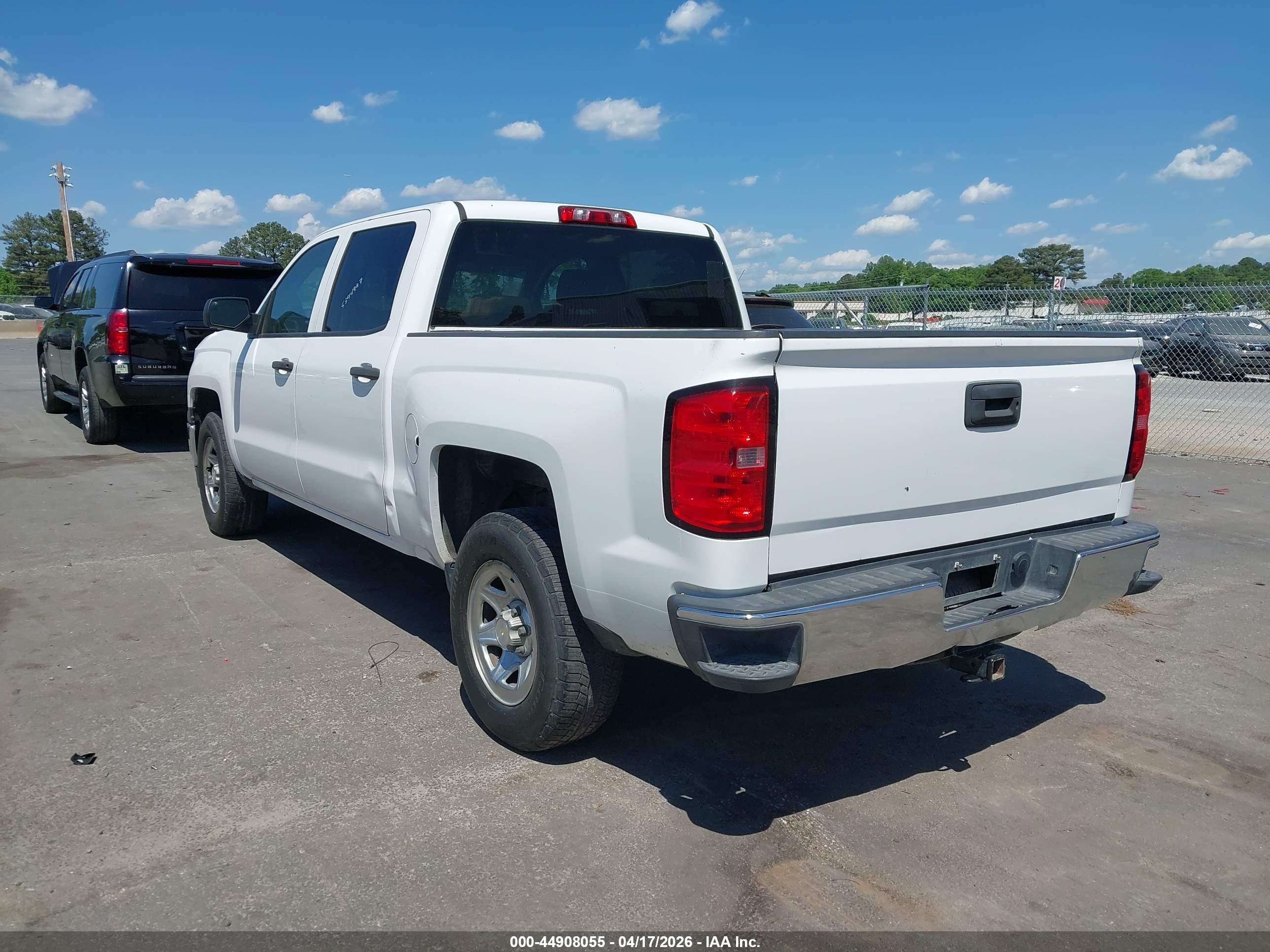 CHEVROLET SILVERADO image 3