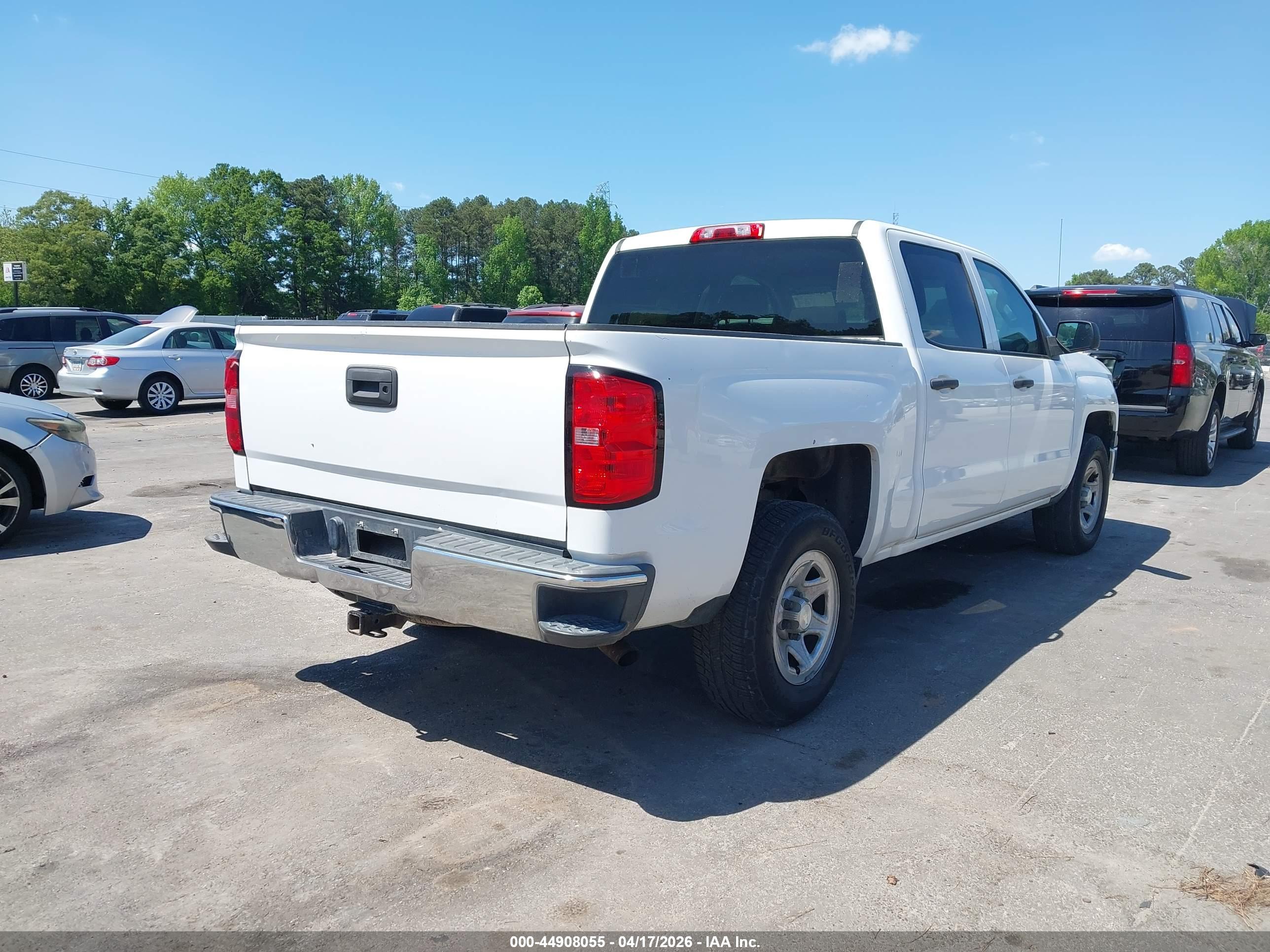 CHEVROLET SILVERADO image 4