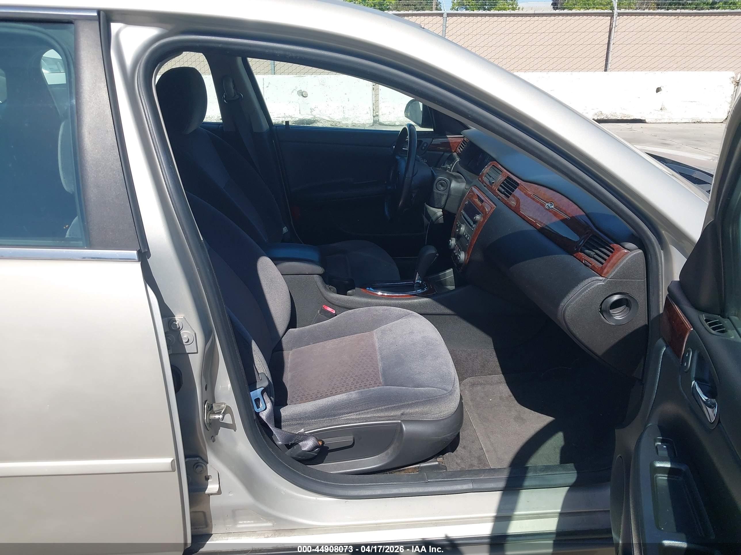 CHEVROLET IMPALA image 5