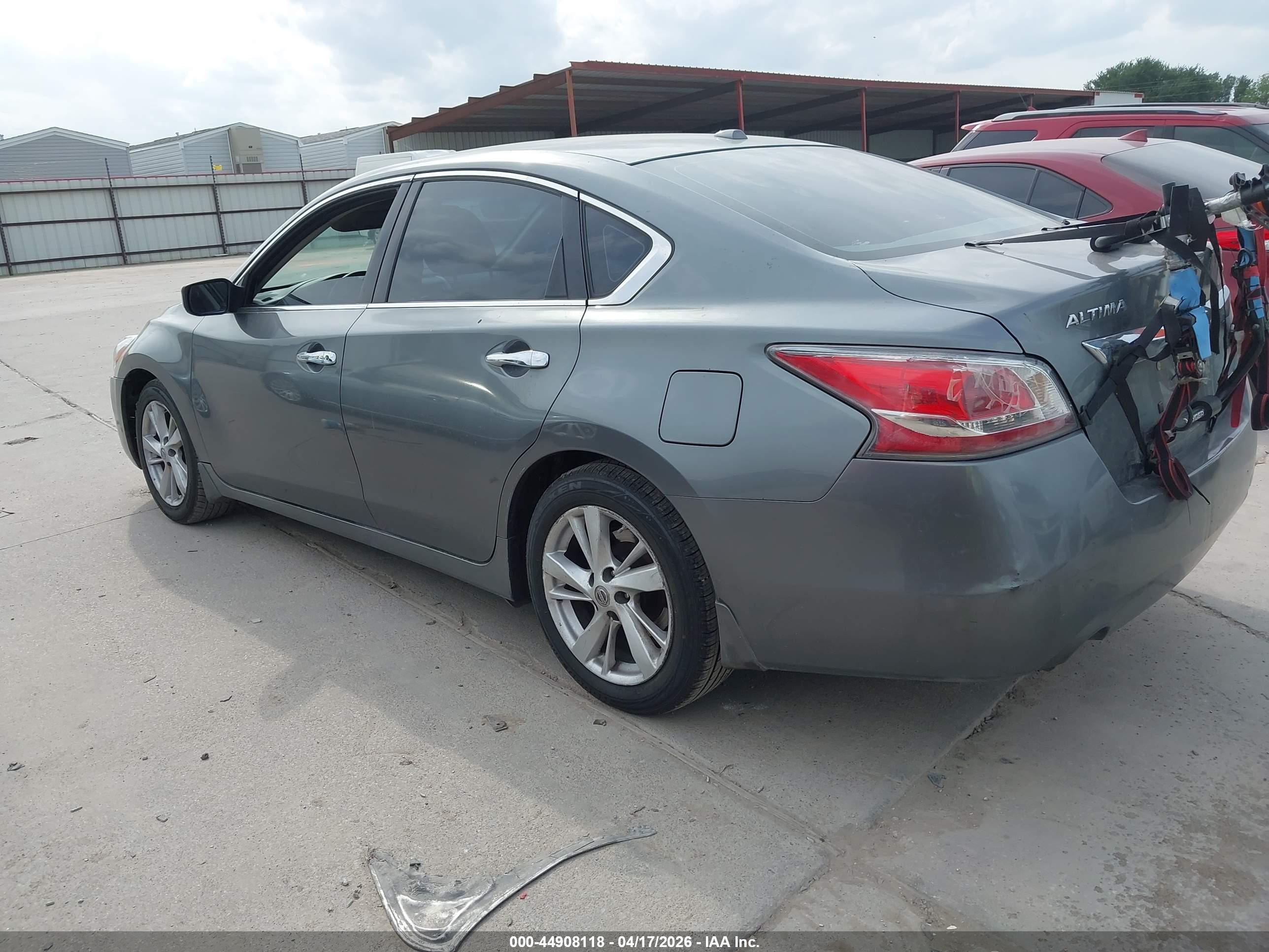 NISSAN ALTIMA image 3