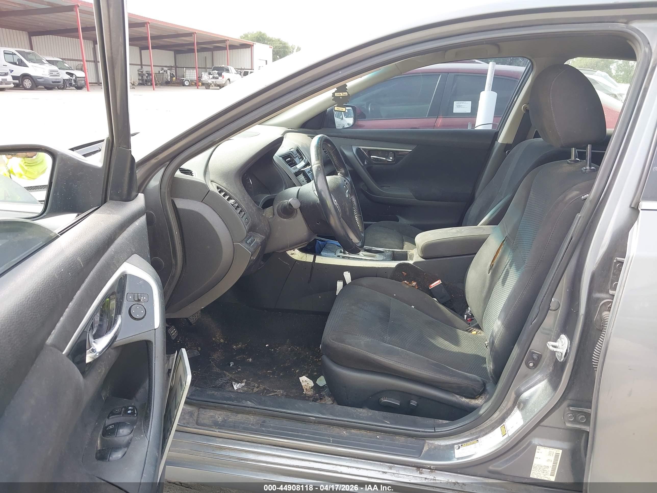 NISSAN ALTIMA image 5