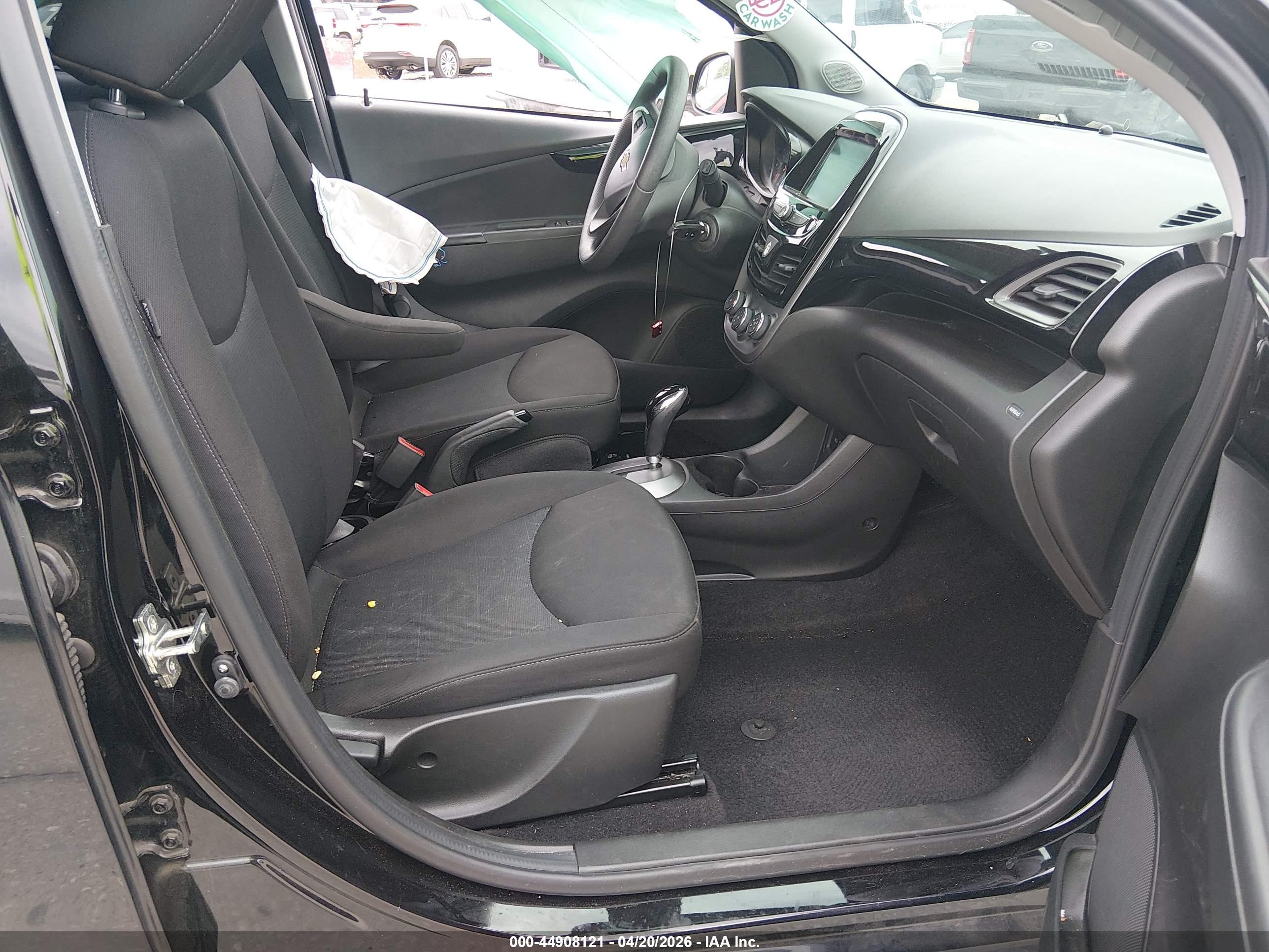 CHEVROLET SPARK image 5