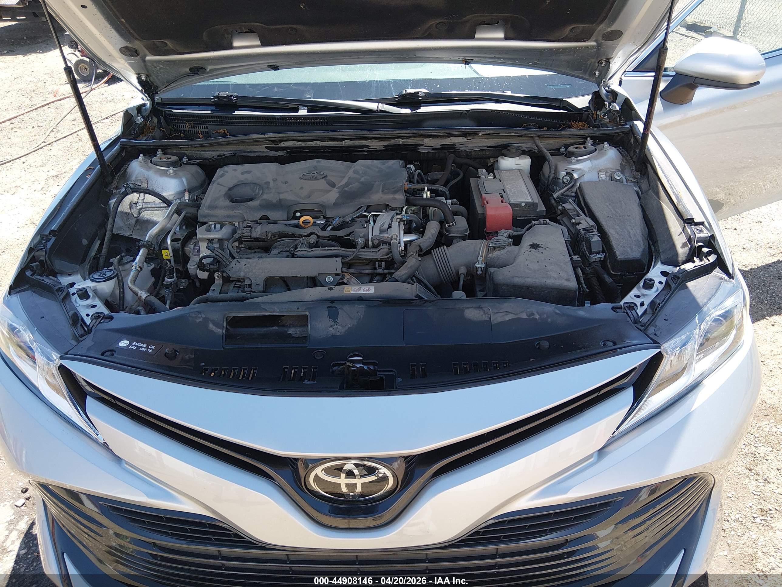 TOYOTA CAMRY image 10