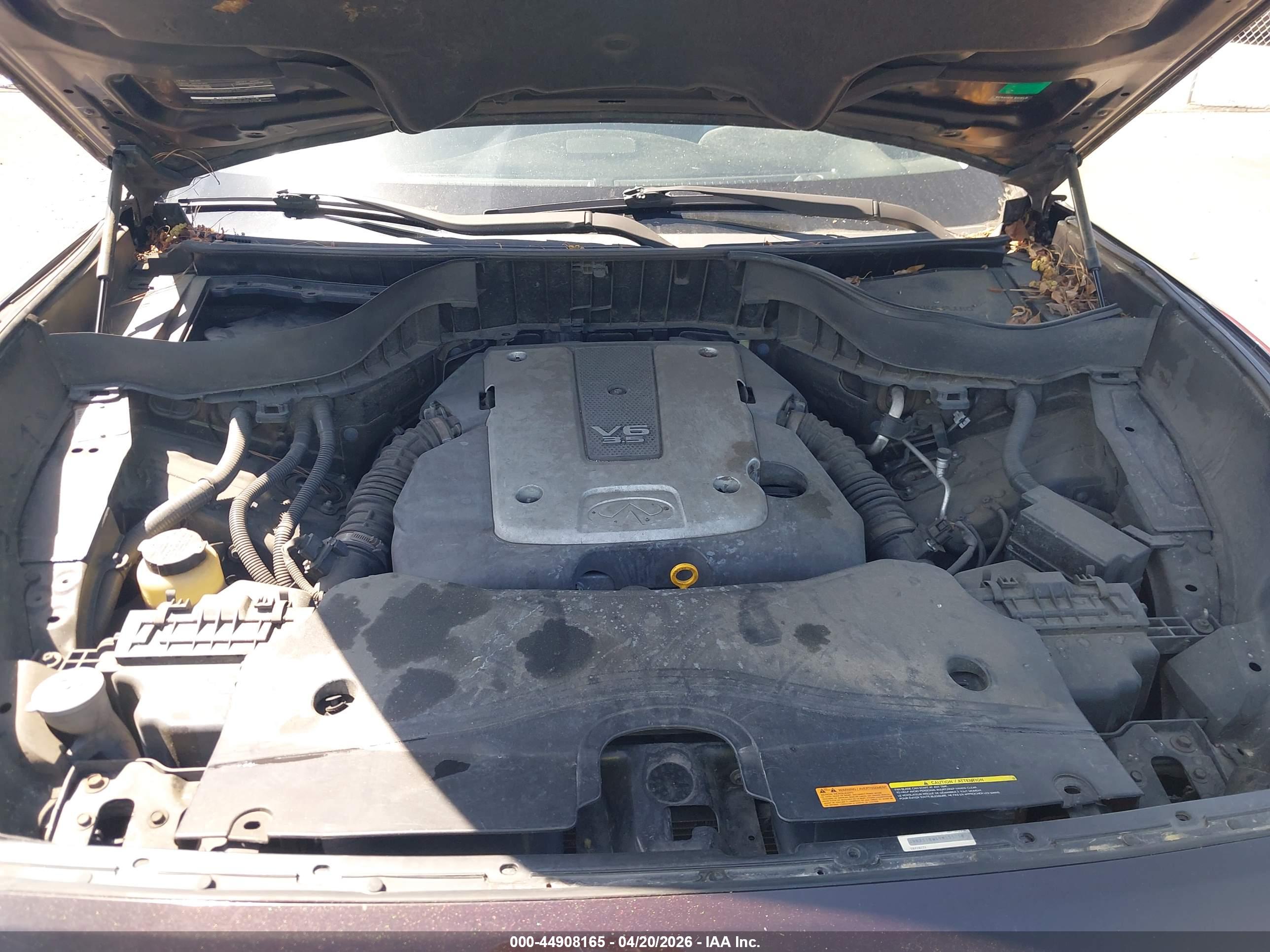 INFINITI FX35 image 10