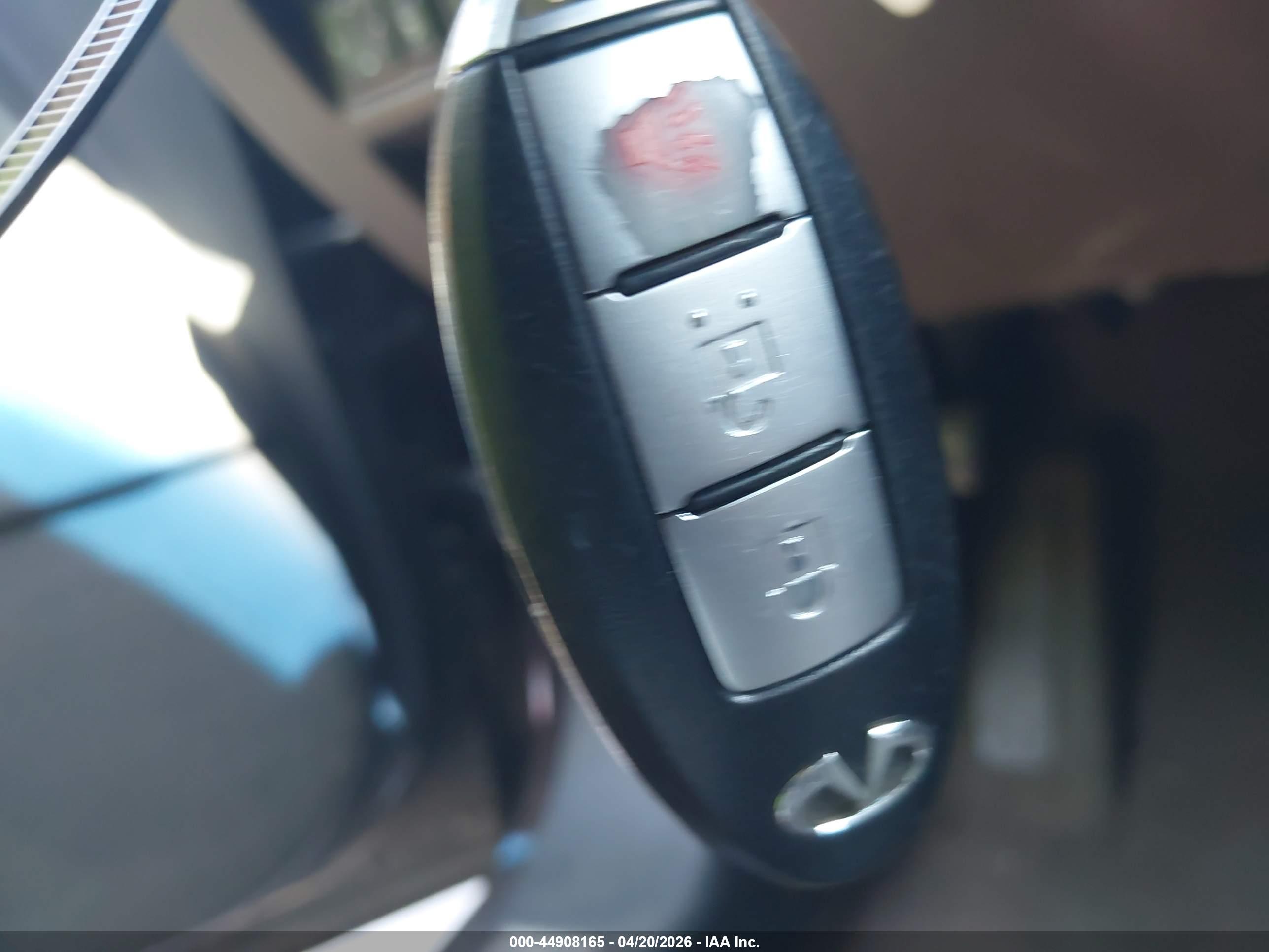 INFINITI FX35 image 9