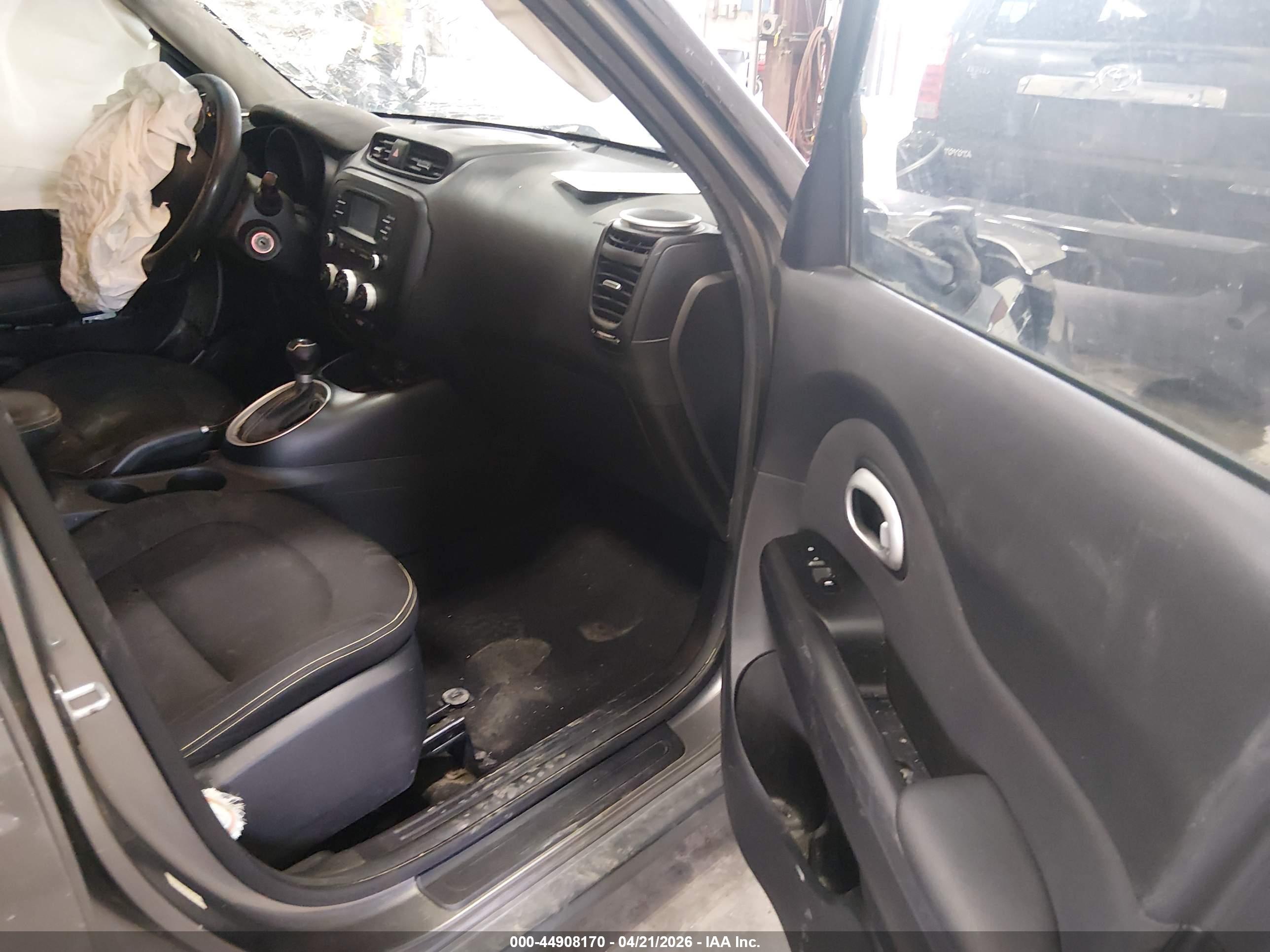 KIA SOUL image 5