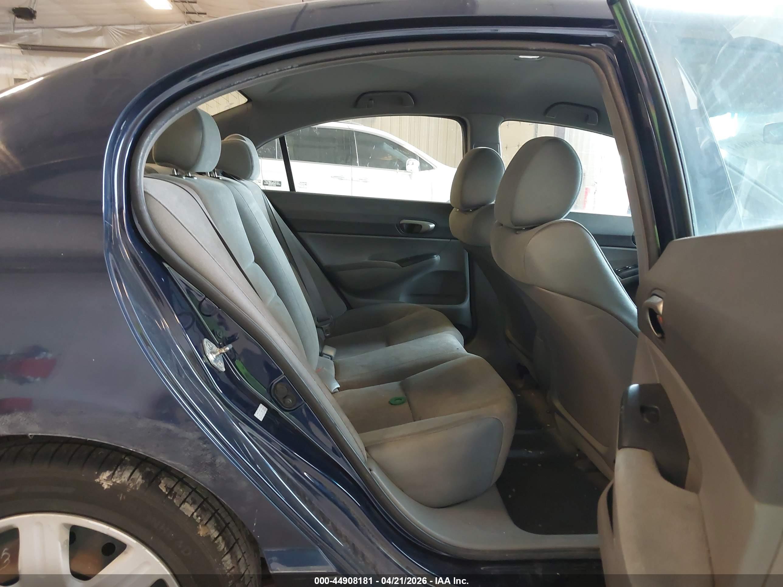HONDA CIVIC image 8