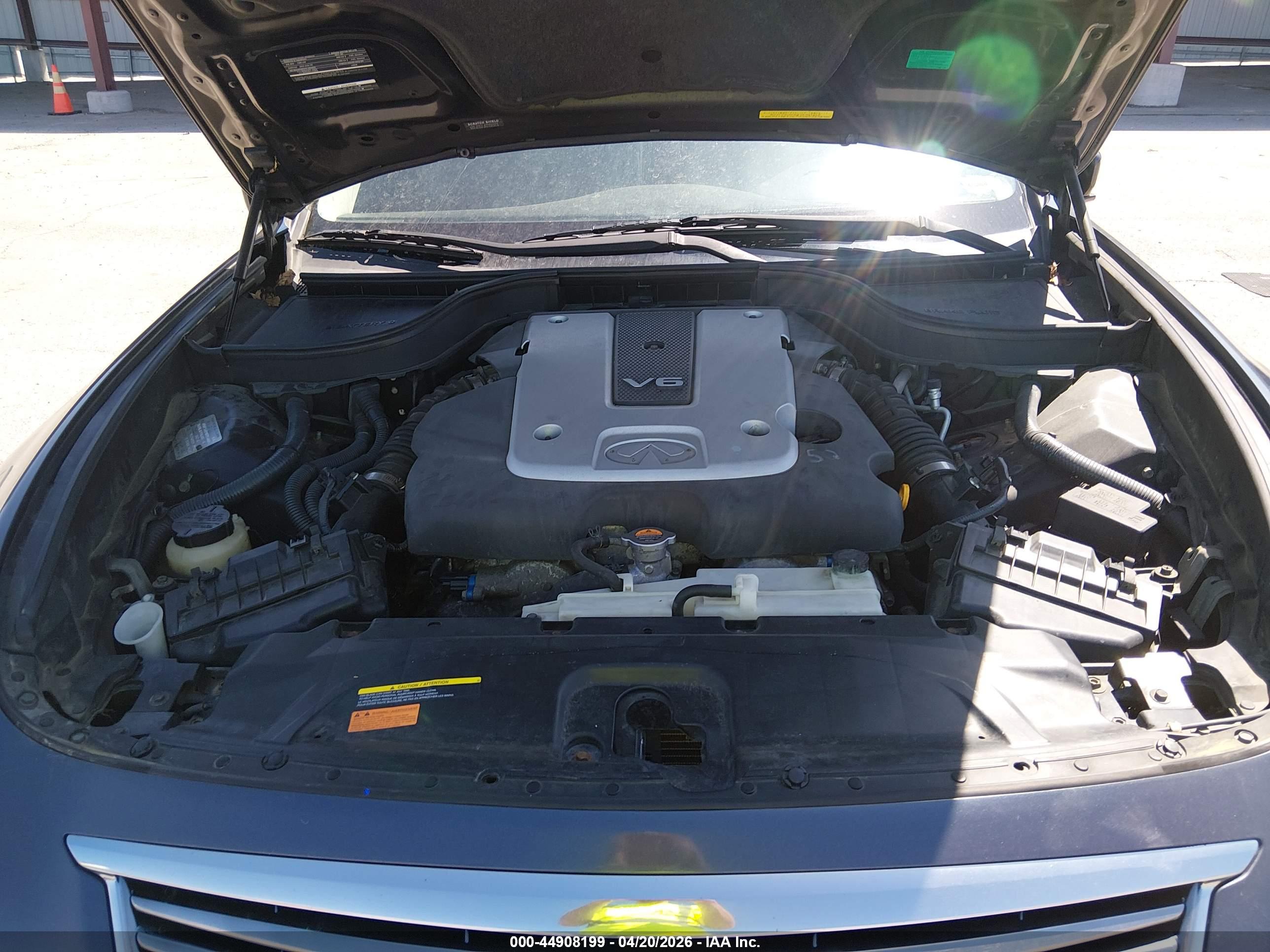 INFINITI G25X image 10