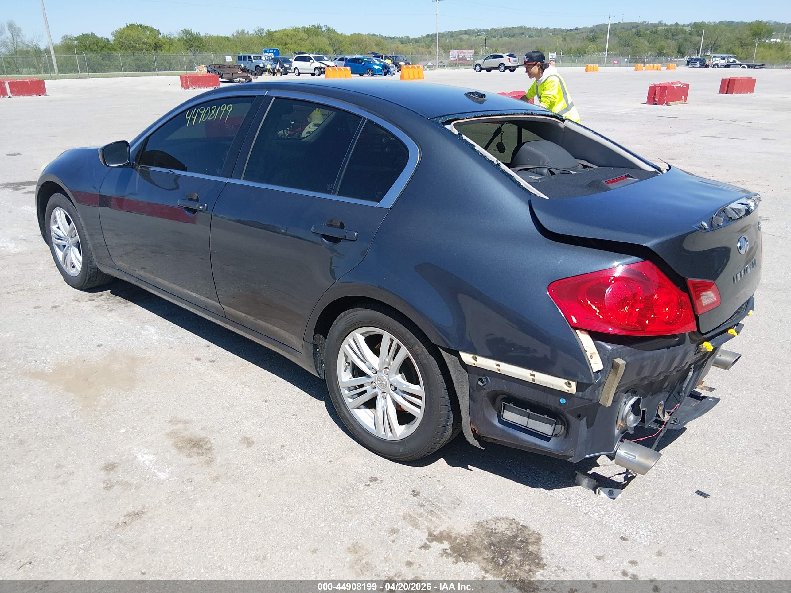 INFINITI G25X image 3