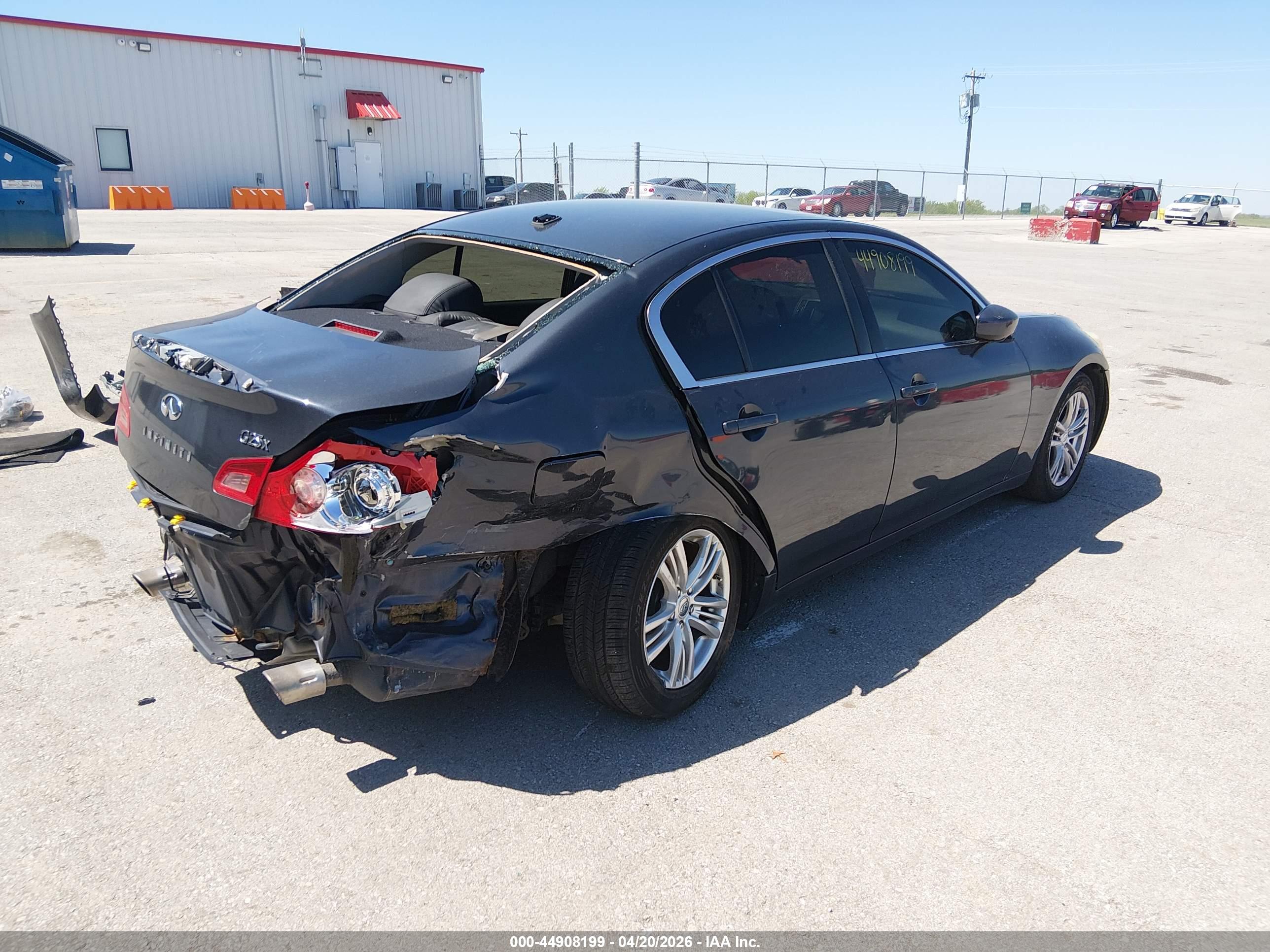 INFINITI G25X image 4