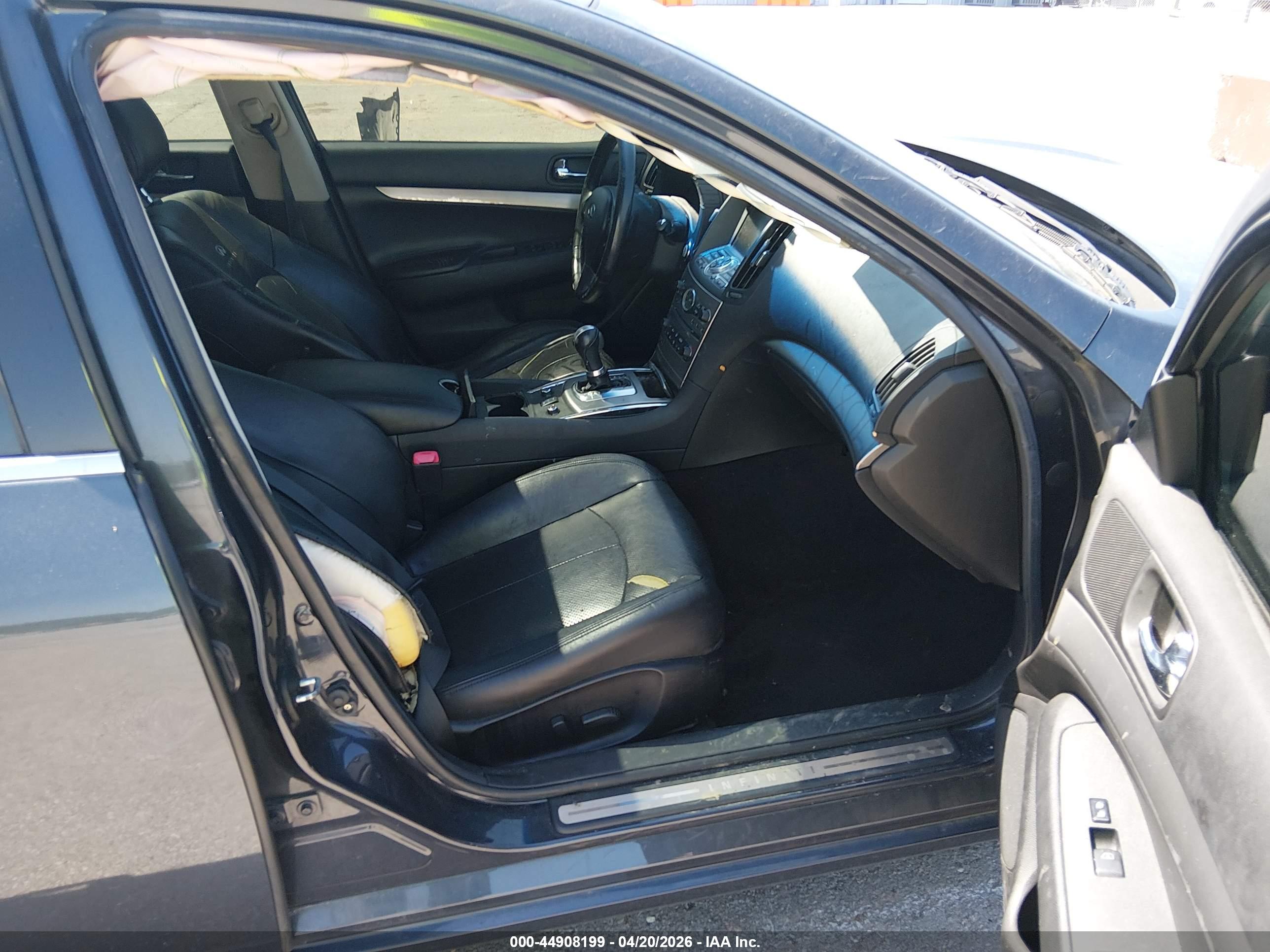 INFINITI G25X image 5